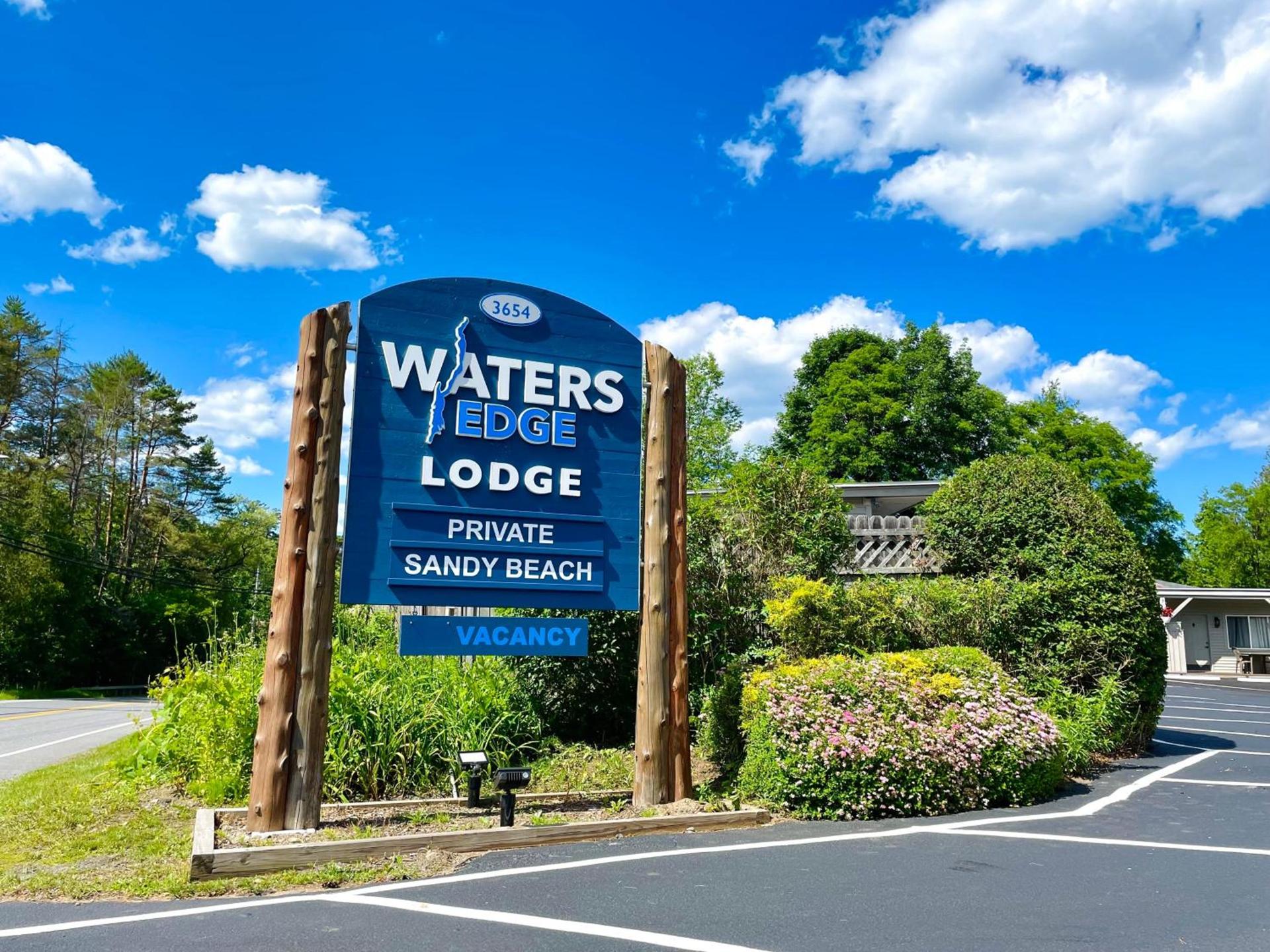 Waters Edge Lodge photo 26