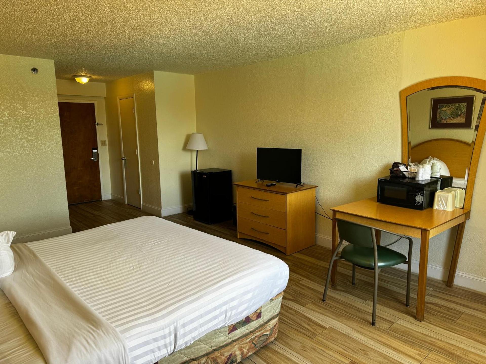 Monumental Movieland Hotel photo 12