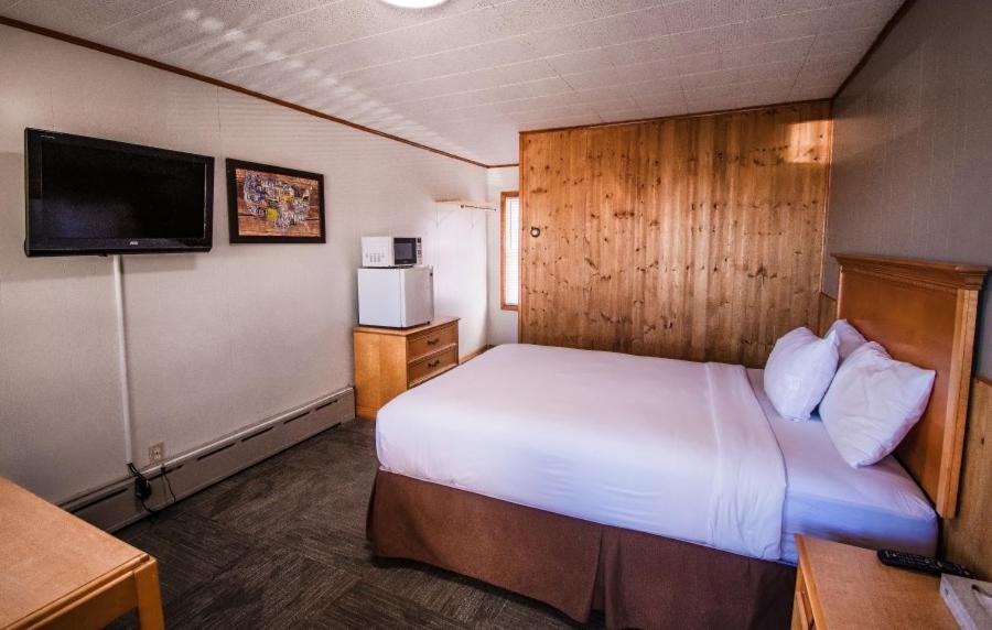 The Superior Motel photo 3