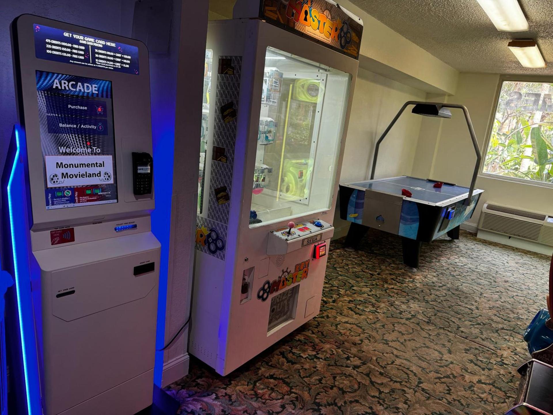 Monumental Movieland Hotel photo 10