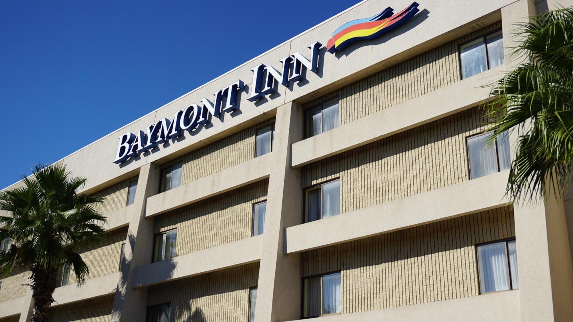 Baymont by Wyndham Arlington At Six Flags Dr photo 32