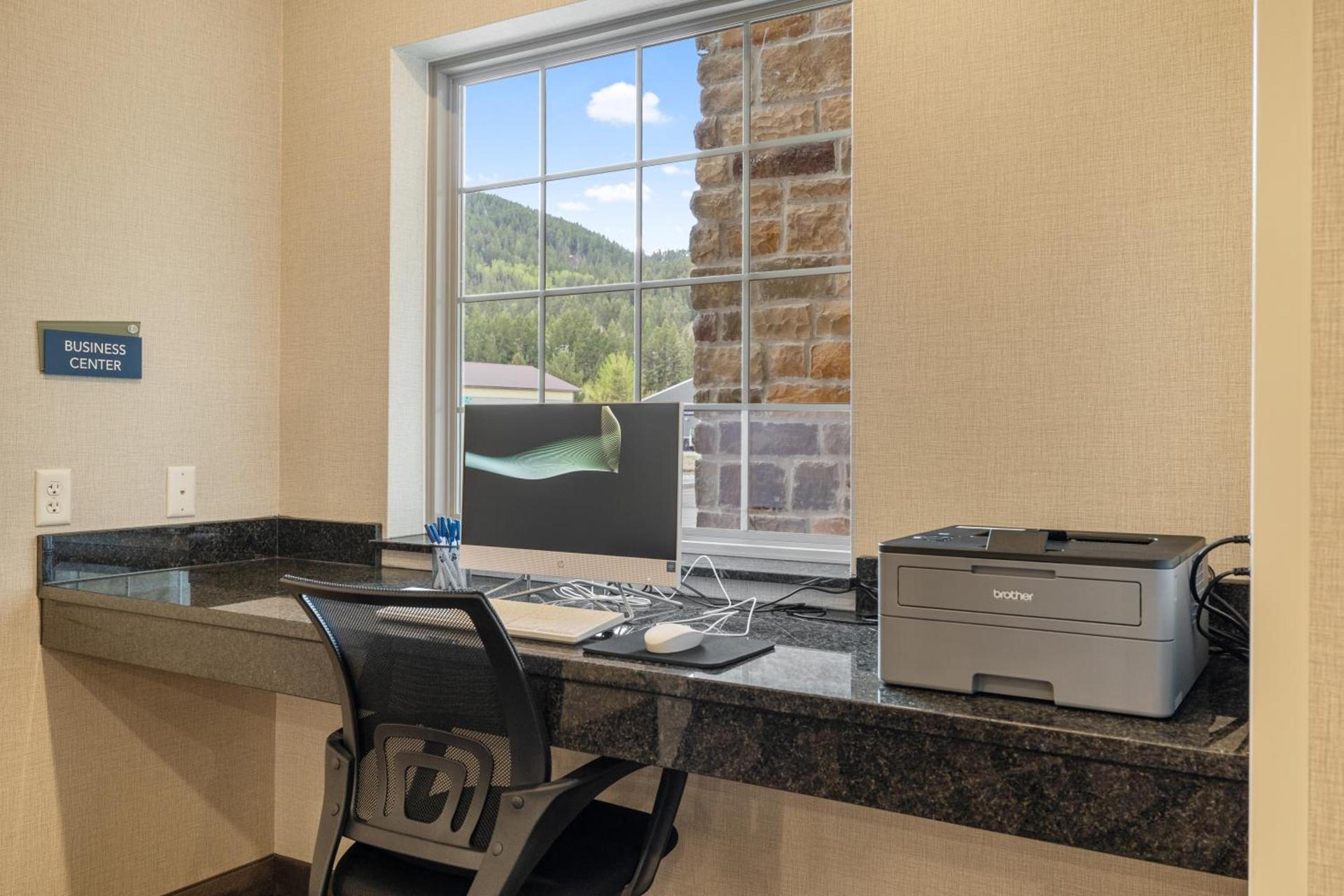 Cobblestone Hotel & Suites - Alpine photo 7