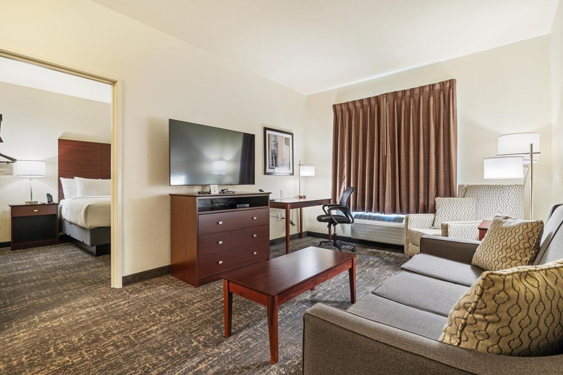 Cobblestone Hotel & Suites - Alpine photo 49