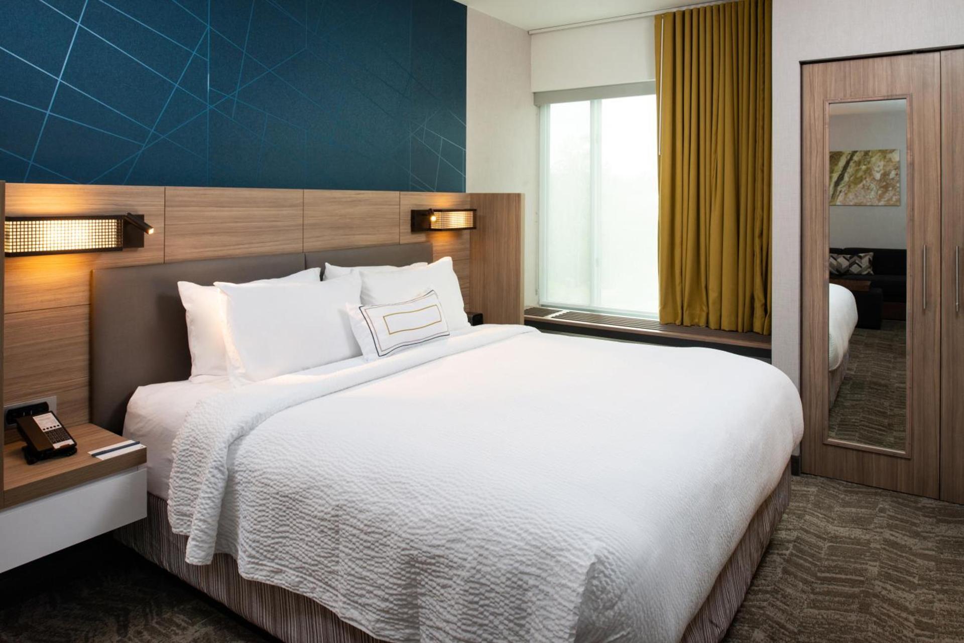 SpringHill Suites by Marriott Elizabethtown photo 32