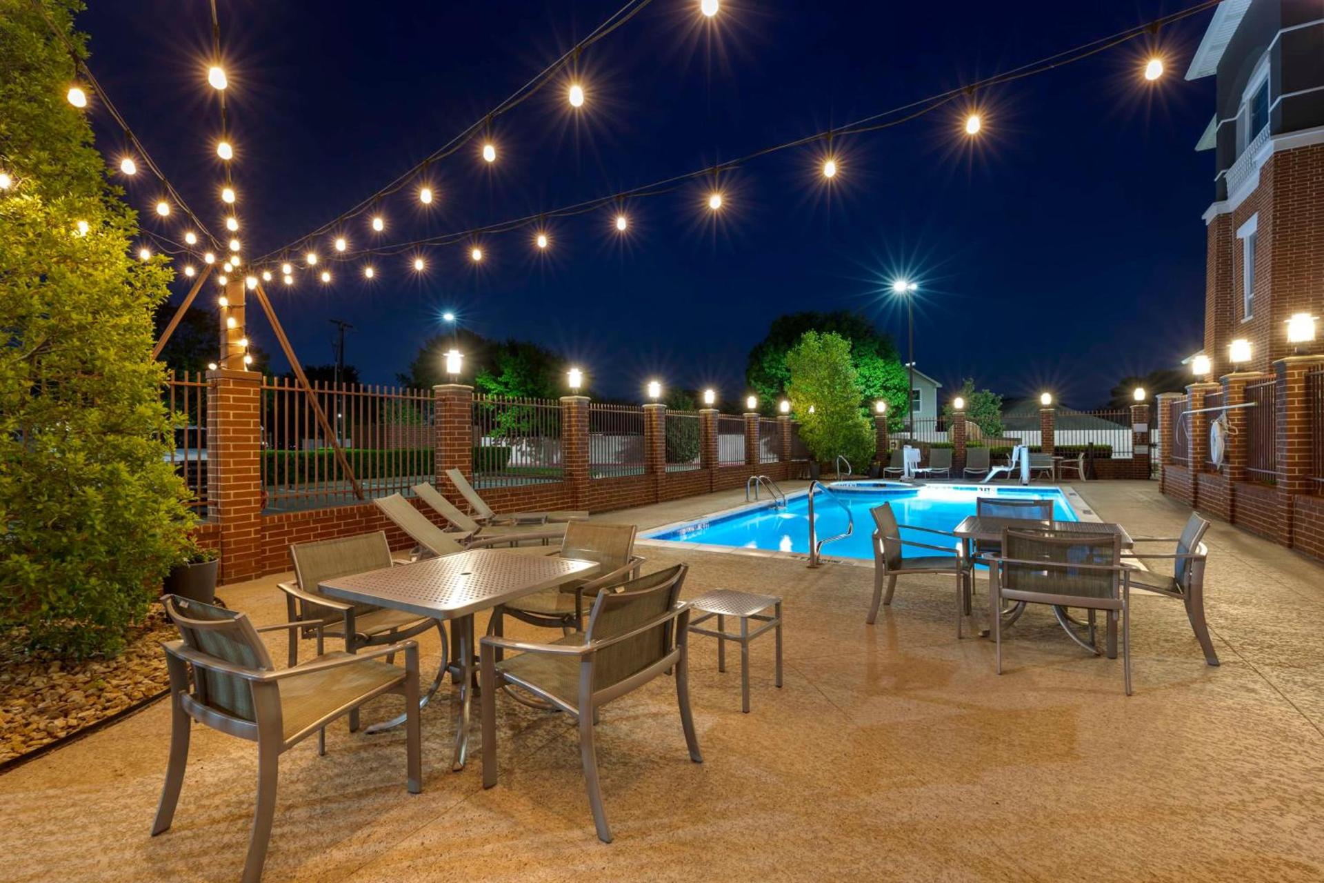 Best Western Plus Duncanville Dallas photo 3
