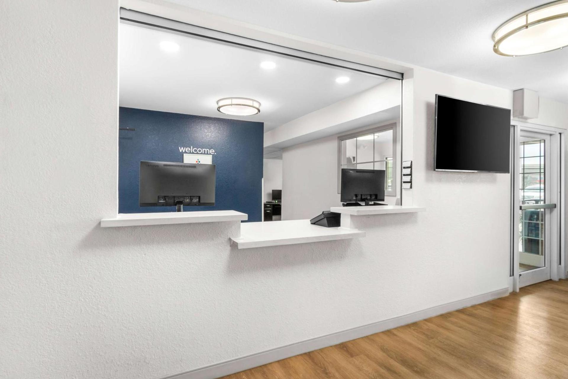 Sonesta Simply Suites Austin South photo 9