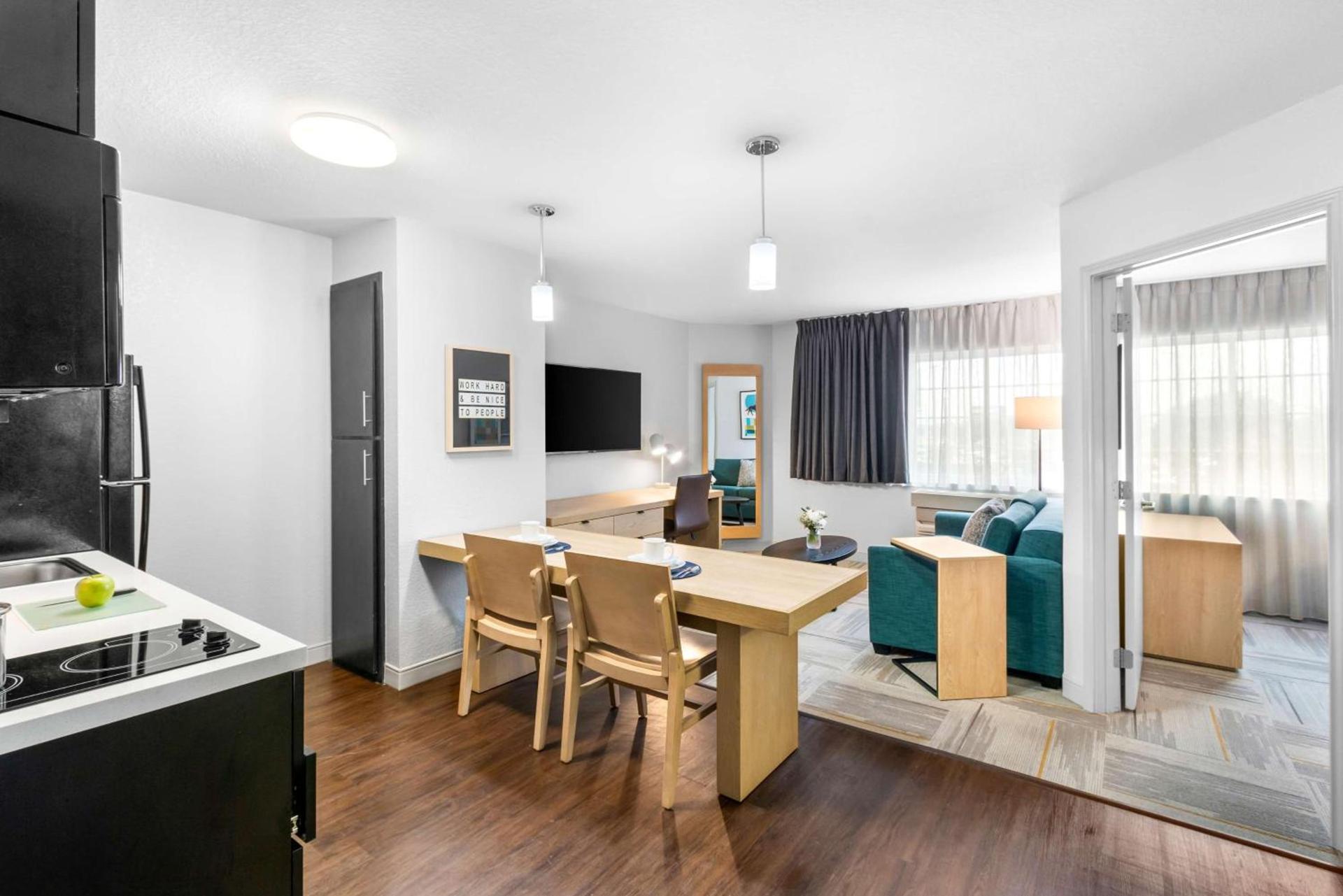 Sonesta Simply Suites Austin South photo 25