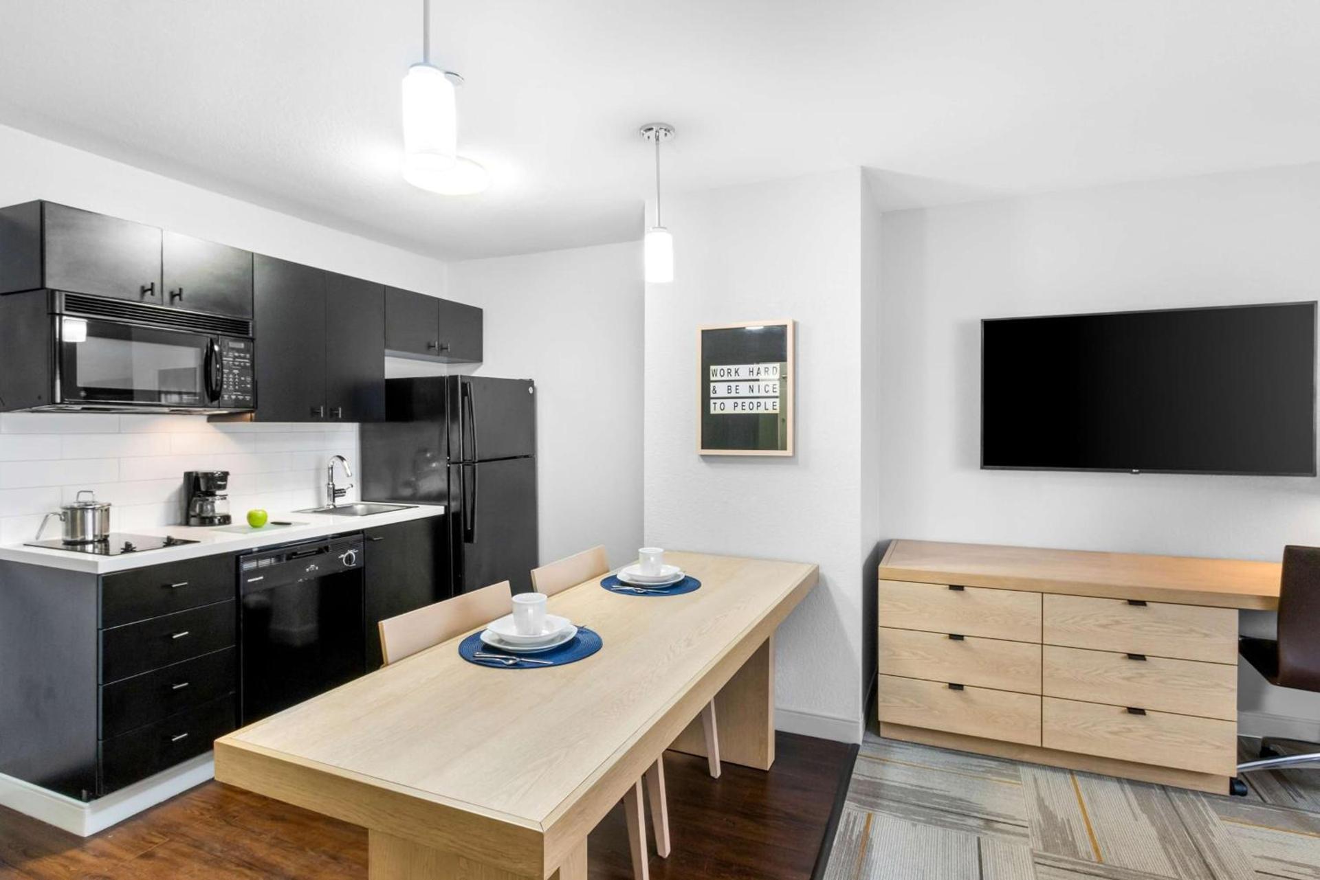Sonesta Simply Suites Austin South photo 28