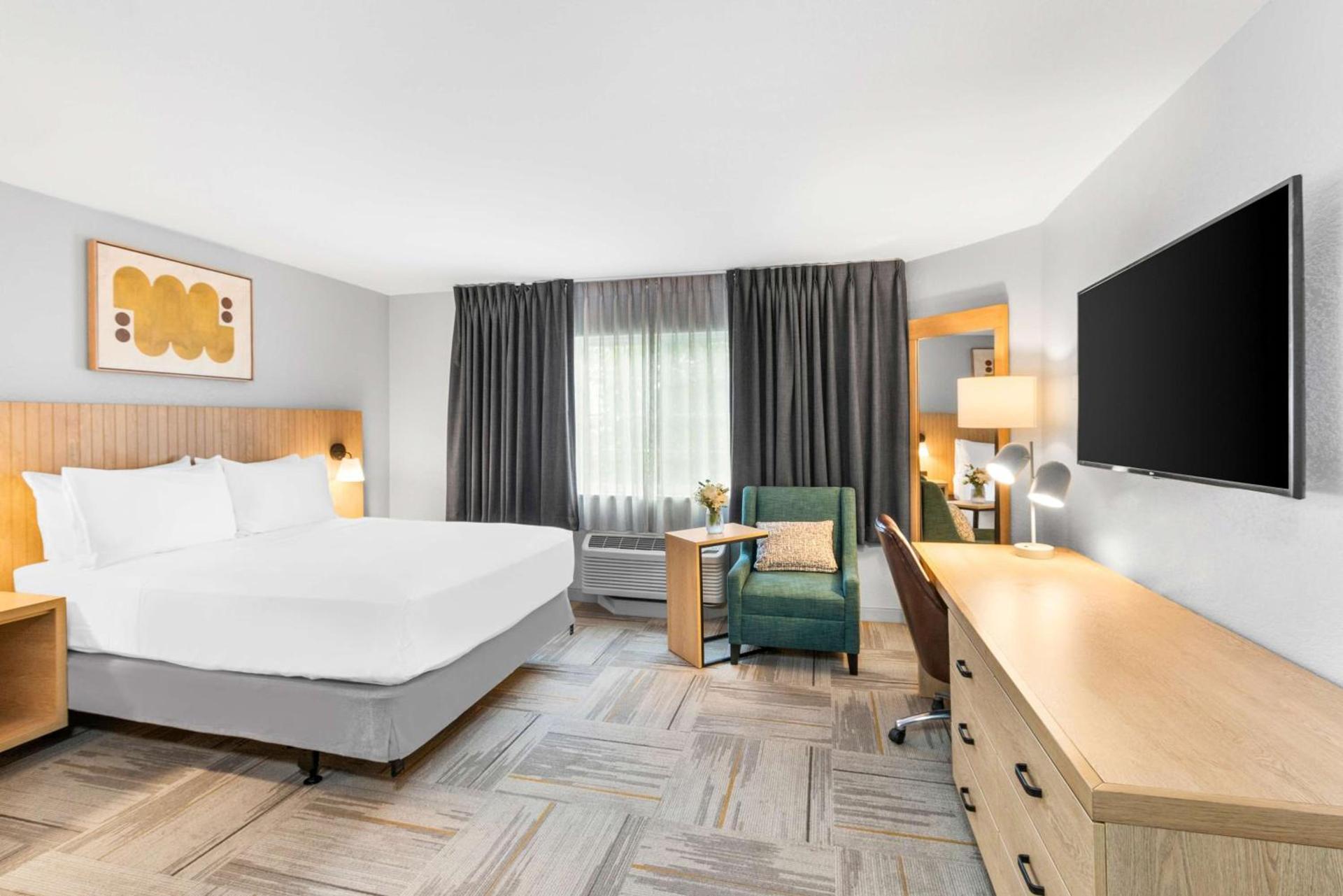 Sonesta Simply Suites Austin South photo 36