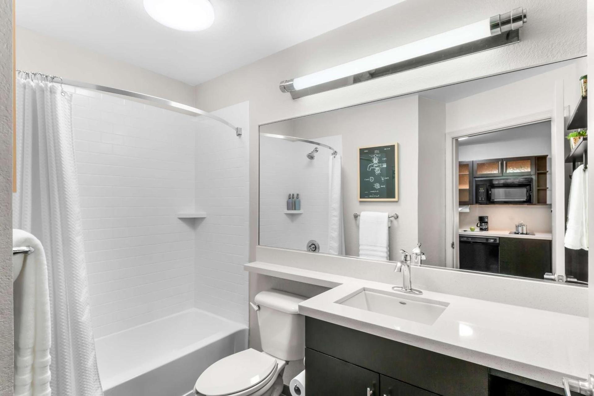 Sonesta Simply Suites Austin South photo 38