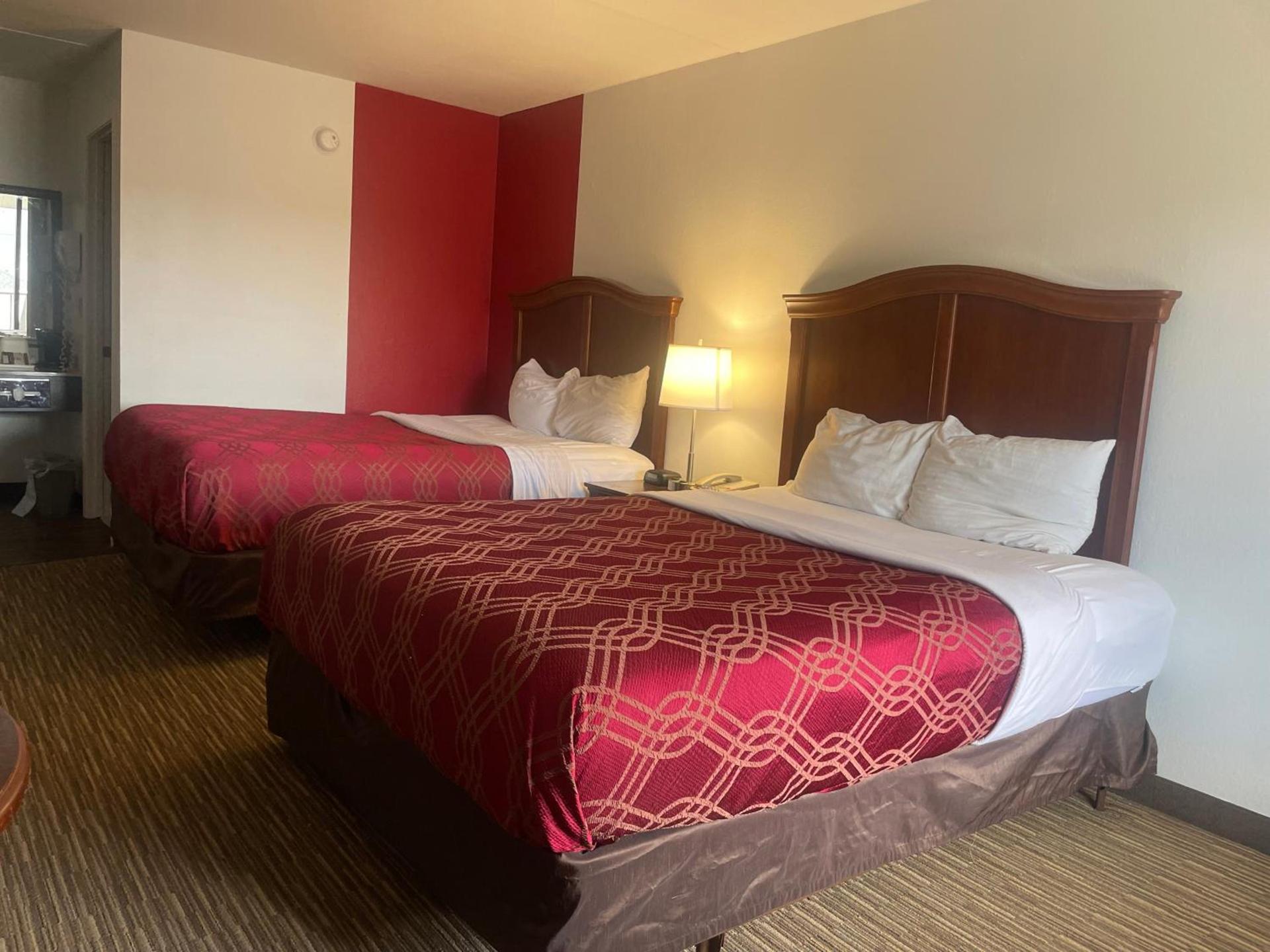 Ramada by Wyndham Branson Theatre District photo 37