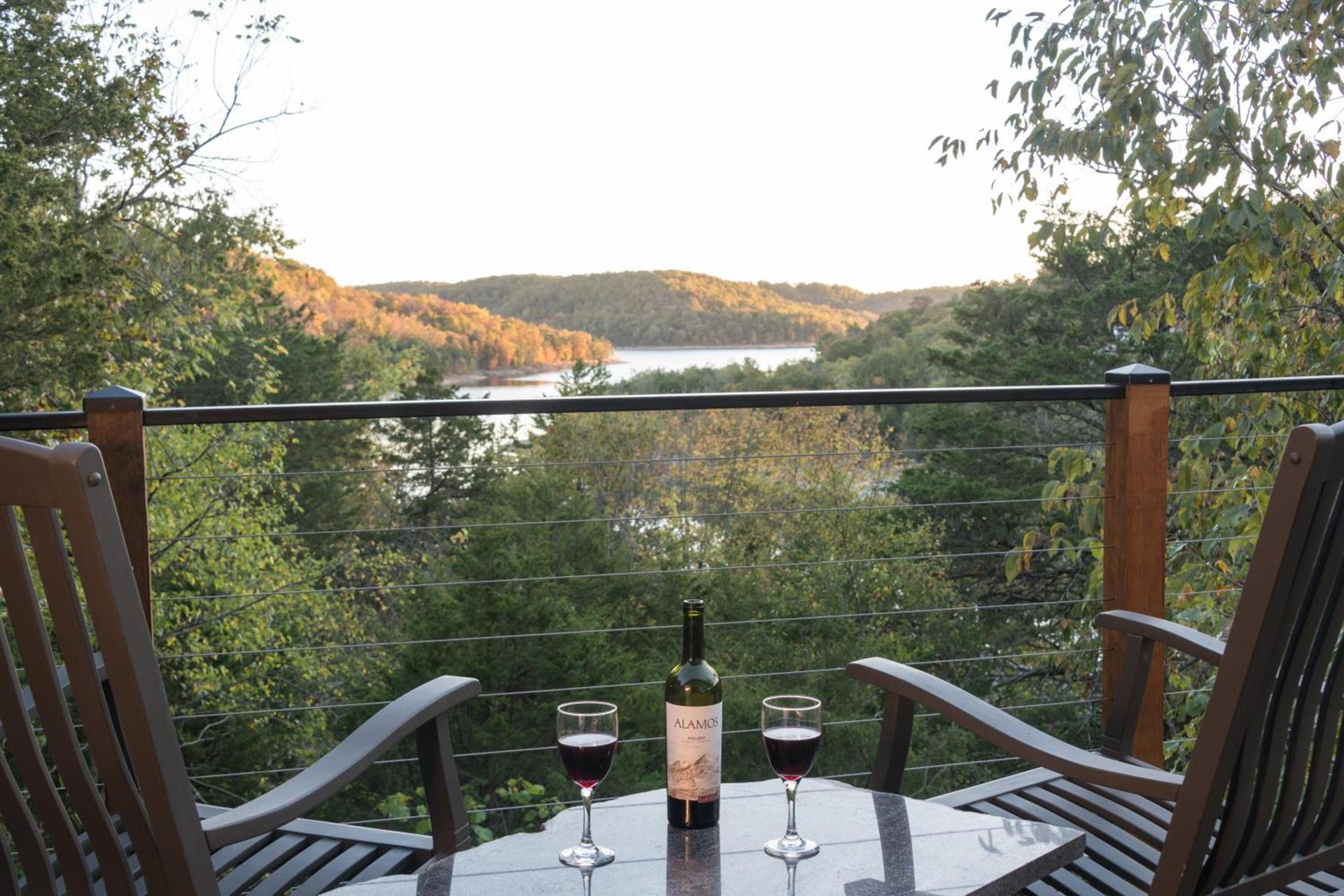 Beaver Lakefront Cabins - Couples Only Getaways photo 16
