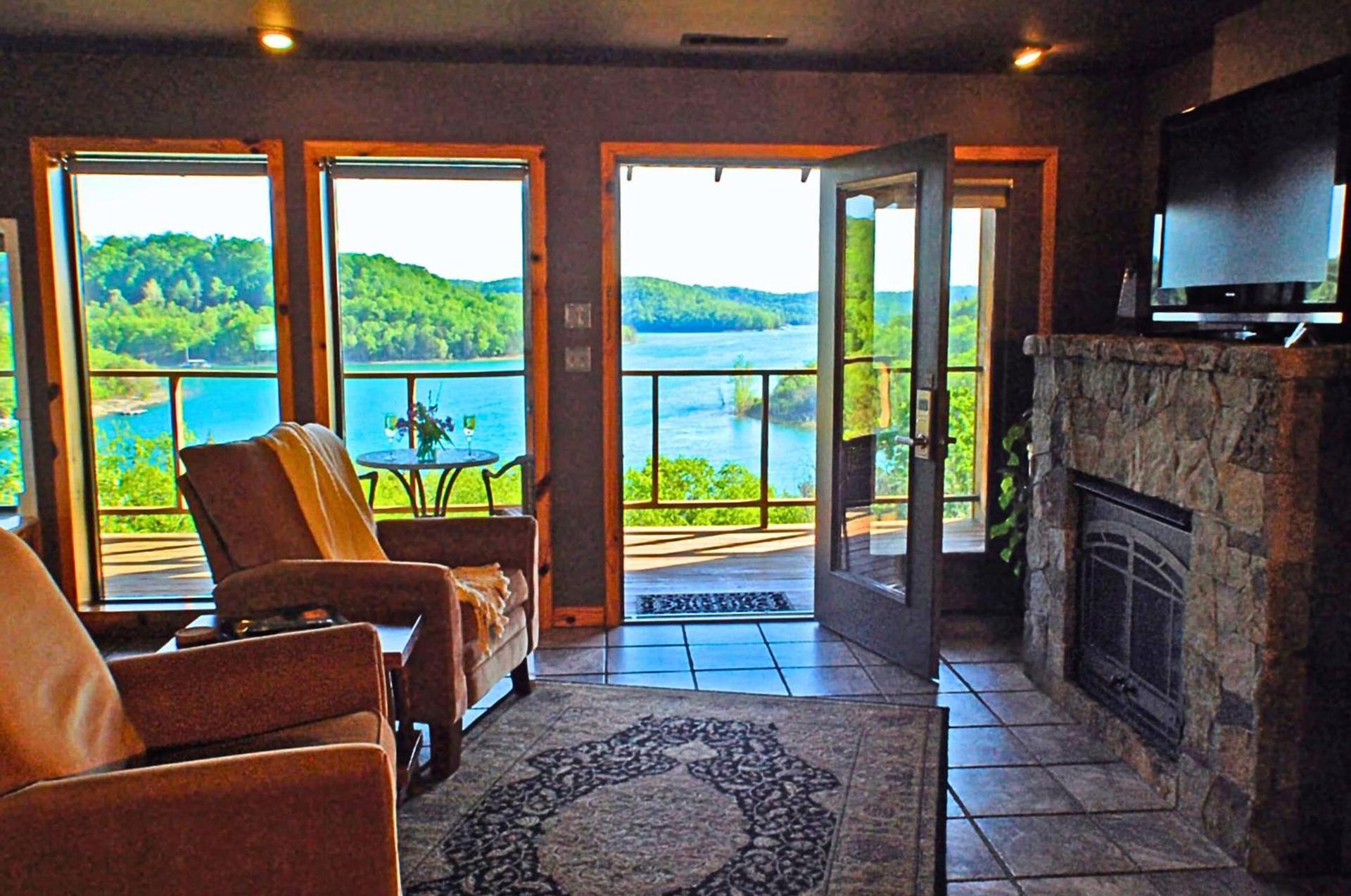 Beaver Lakefront Cabins - Couples Only Getaways photo 38