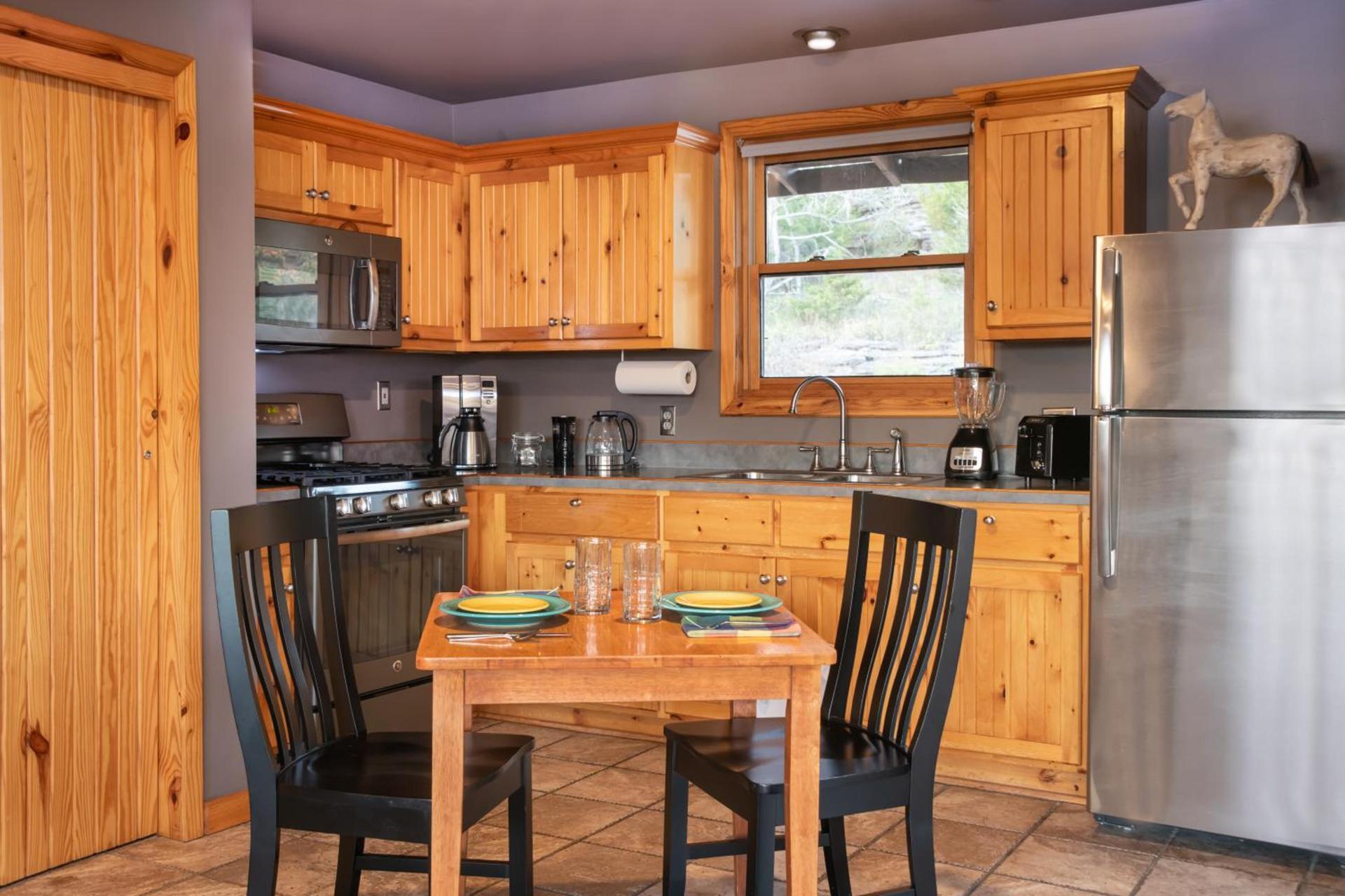 Beaver Lakefront Cabins - Couples Only Getaways photo 50