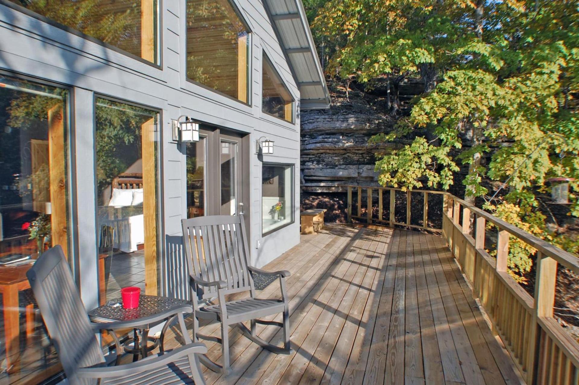 Beaver Lakefront Cabins - Couples Only Getaways photo 69