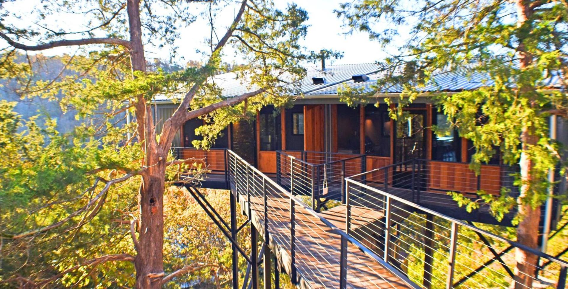 Beaver Lakefront Cabins - Couples Only Getaways photo 88