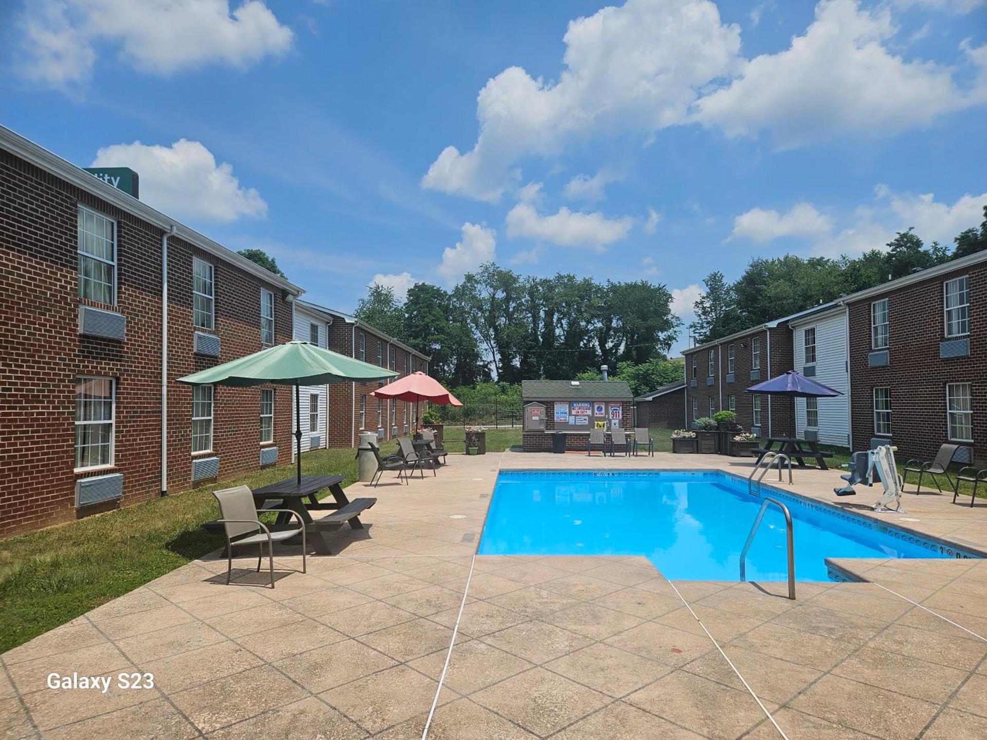 Quality Inn Dublin I-81 photo 24