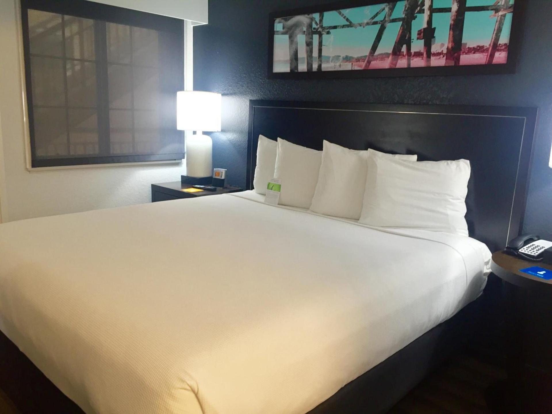 Hyatt House LAX Manhattan Beach photo 9