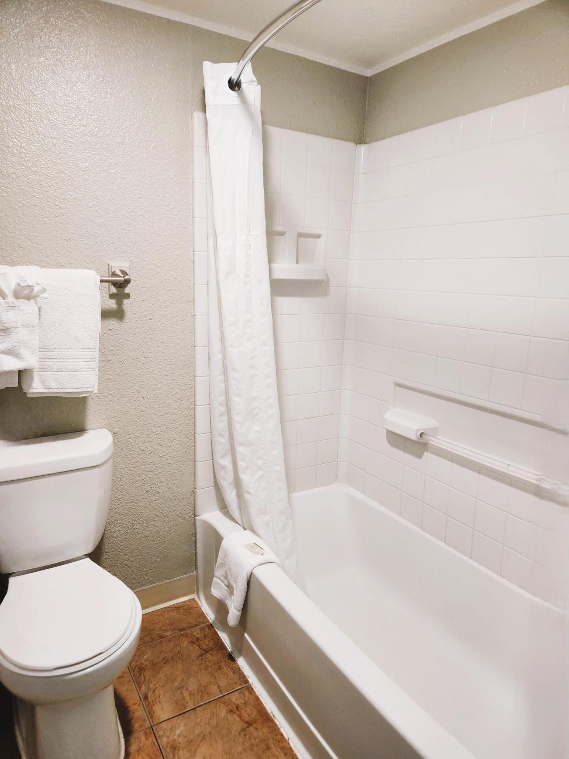 Days Inn by Wyndham Denver Downtown photo 21