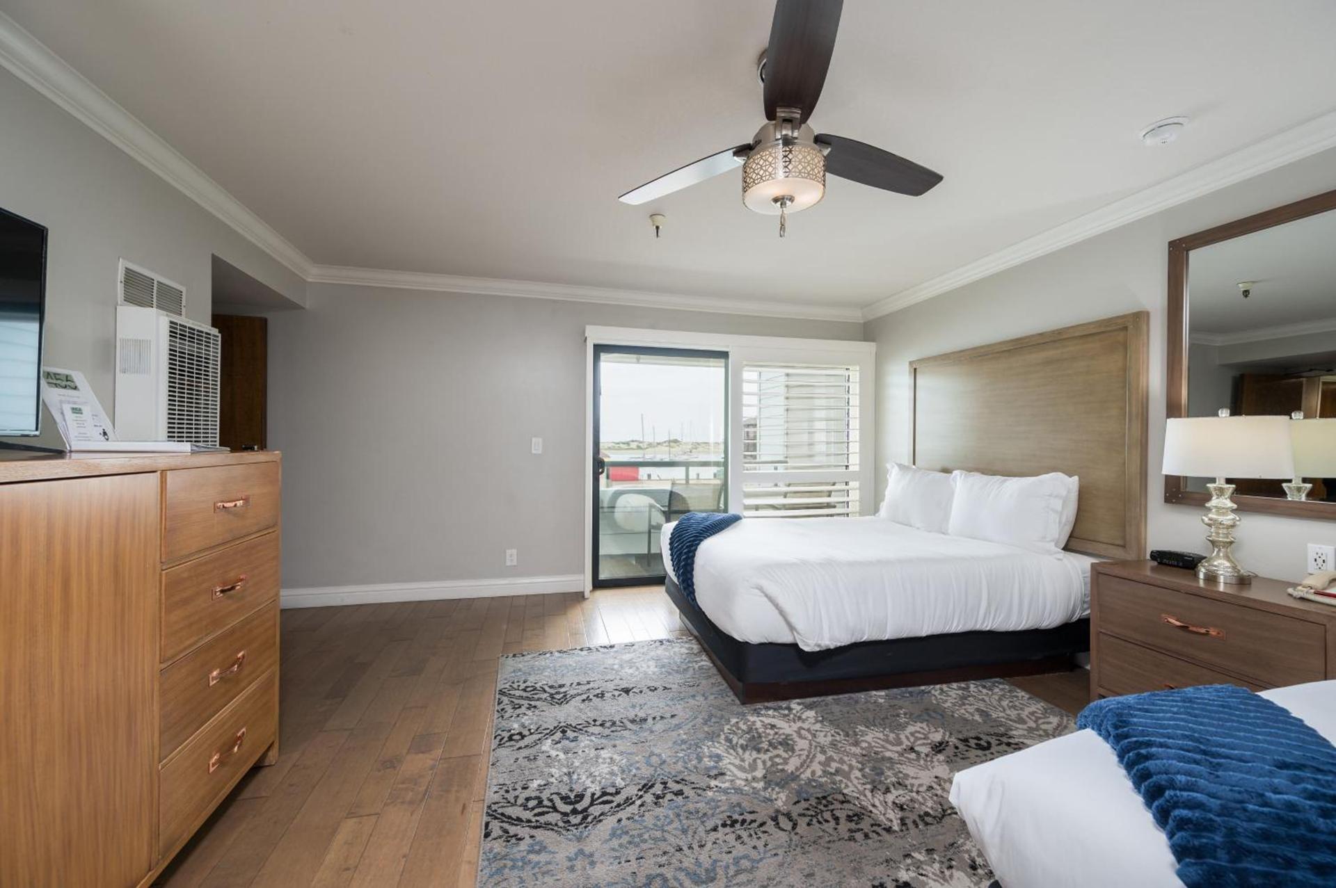 456 Embarcadero Inn & Suites photo 56