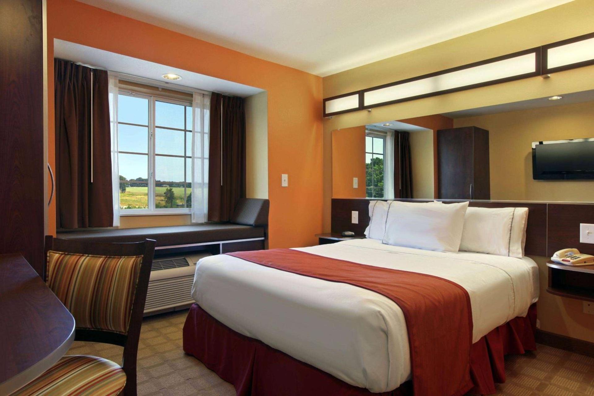 Microtel Inn and Suites by Wyndham Anderson SC photo 14