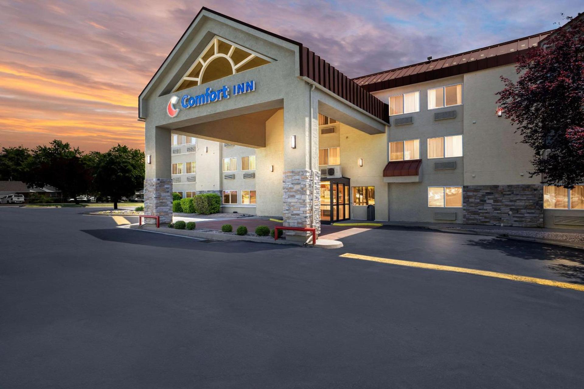 Comfort Inn Layton - Salt Lake City photo 2