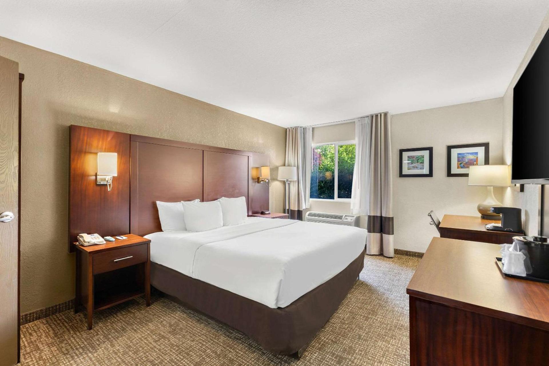 Comfort Inn Layton - Salt Lake City photo 11