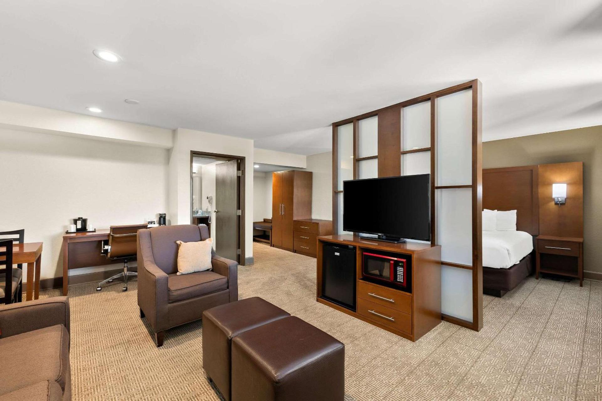 Comfort Inn Layton - Salt Lake City photo 22