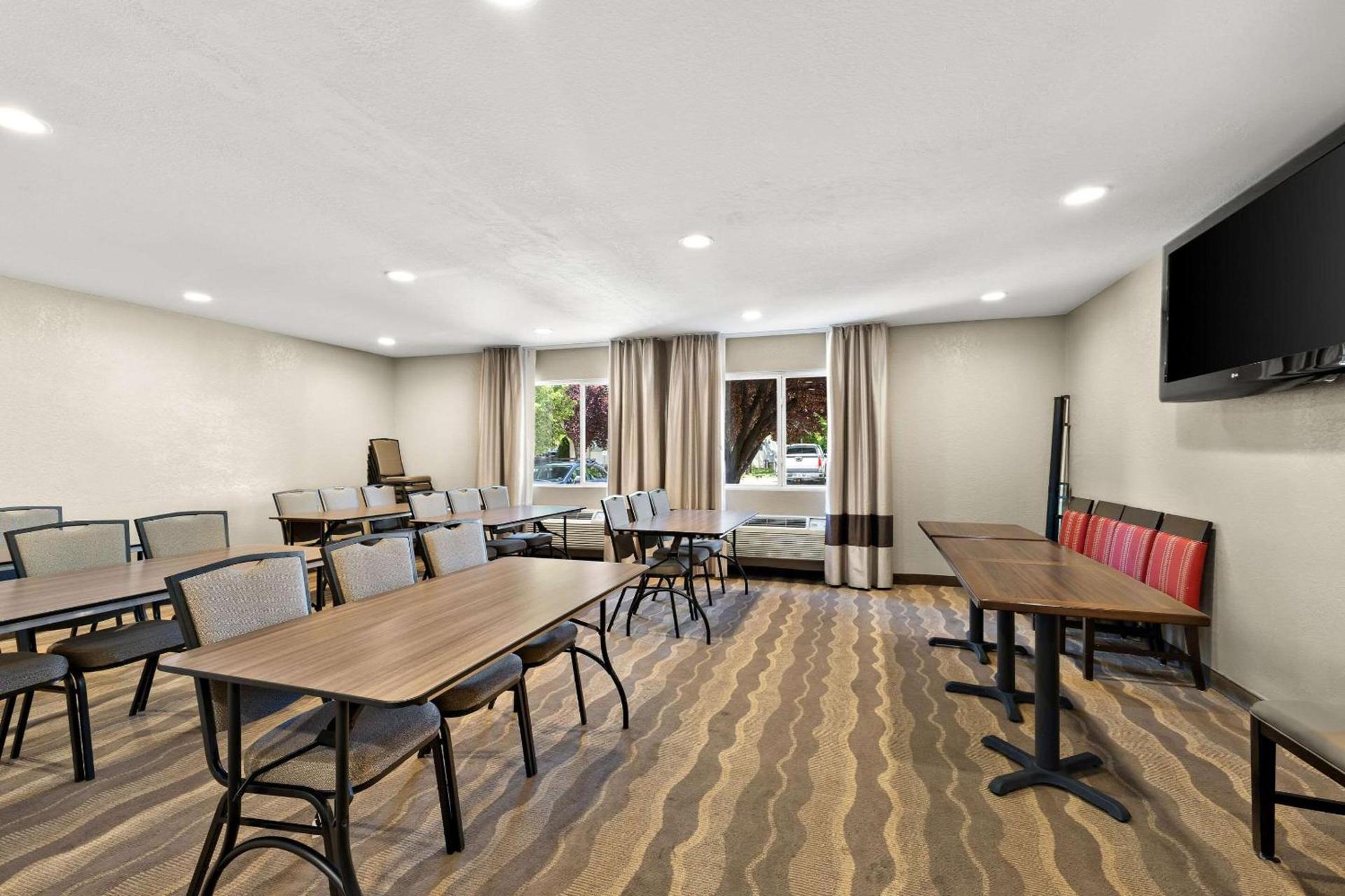 Comfort Inn Layton - Salt Lake City photo 33