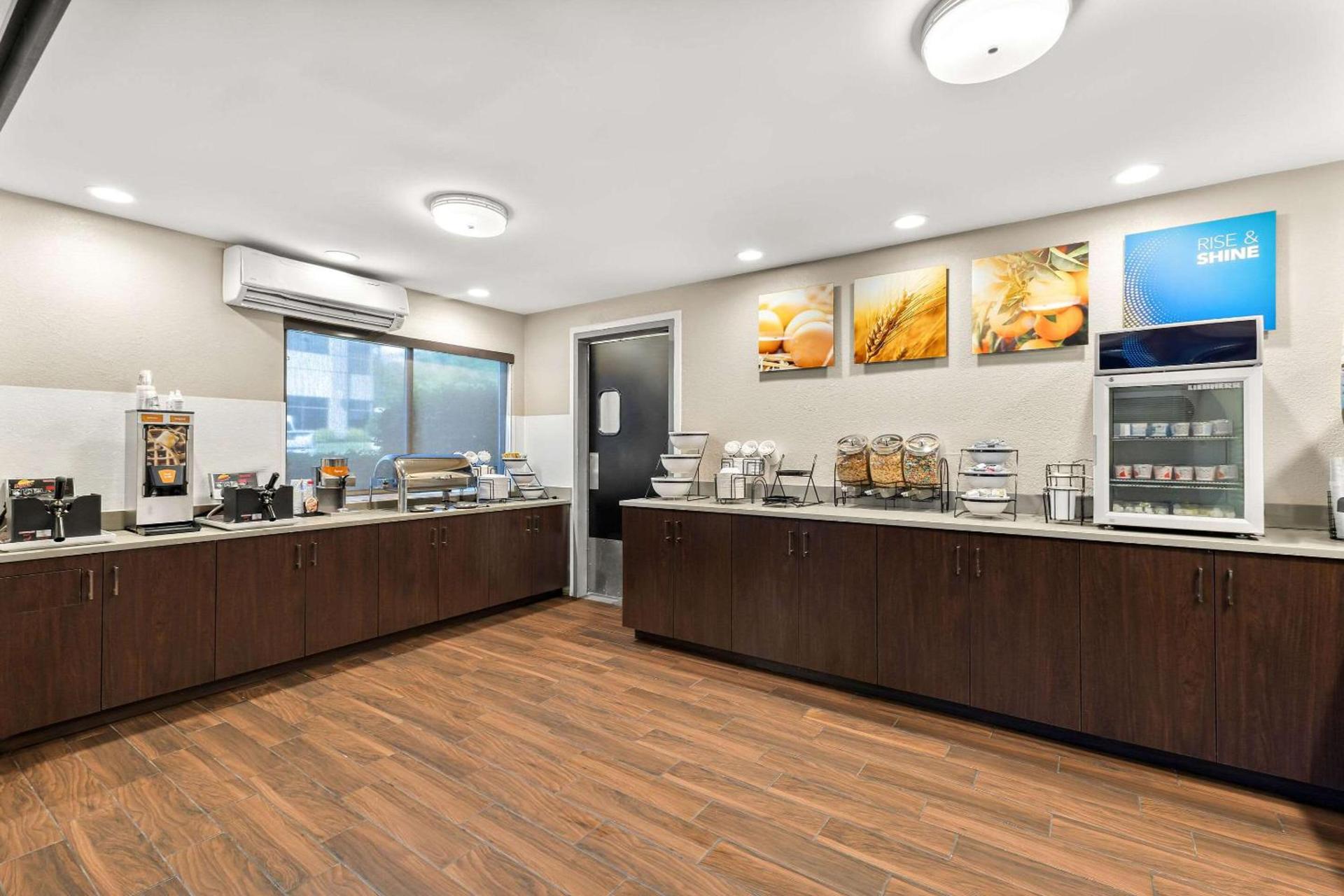 Comfort Inn Layton - Salt Lake City photo 36