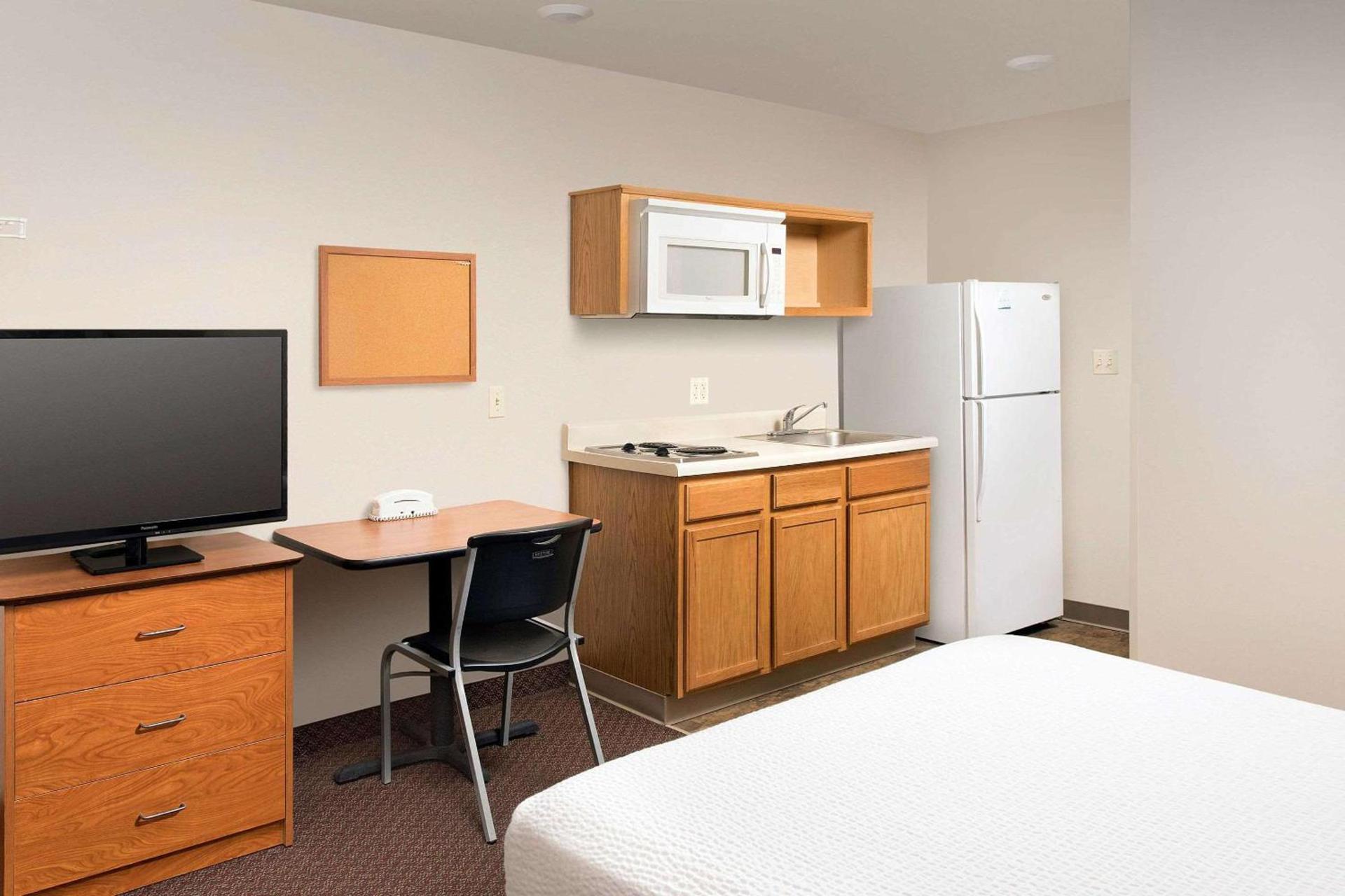 WoodSpring Suites Savannah Garden City photo 7
