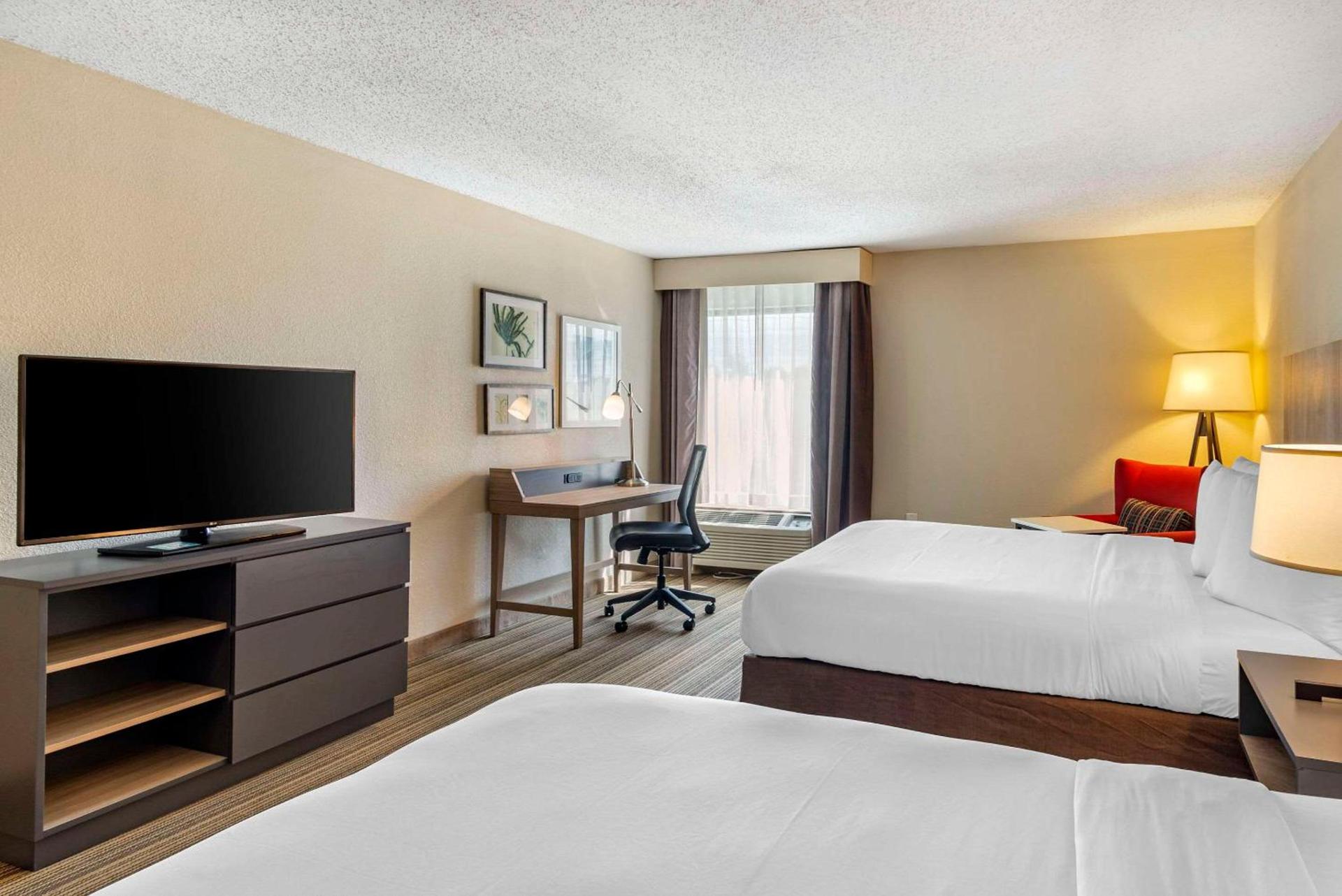 Country Inn & Suites by Radisson, Atlanta Galleria-Ballpark, GA photo 7