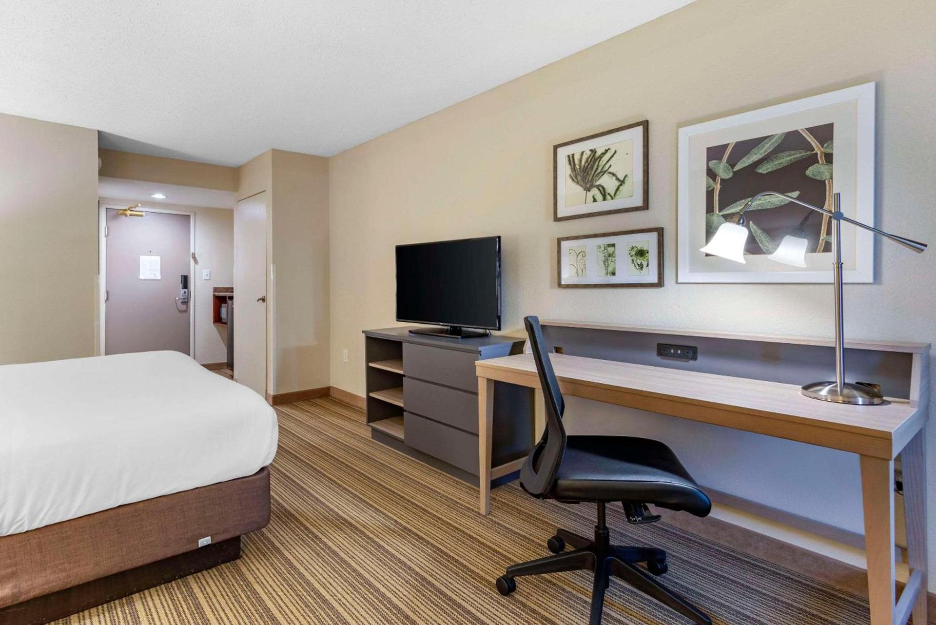 Country Inn & Suites by Radisson, Atlanta Galleria-Ballpark, GA photo 11