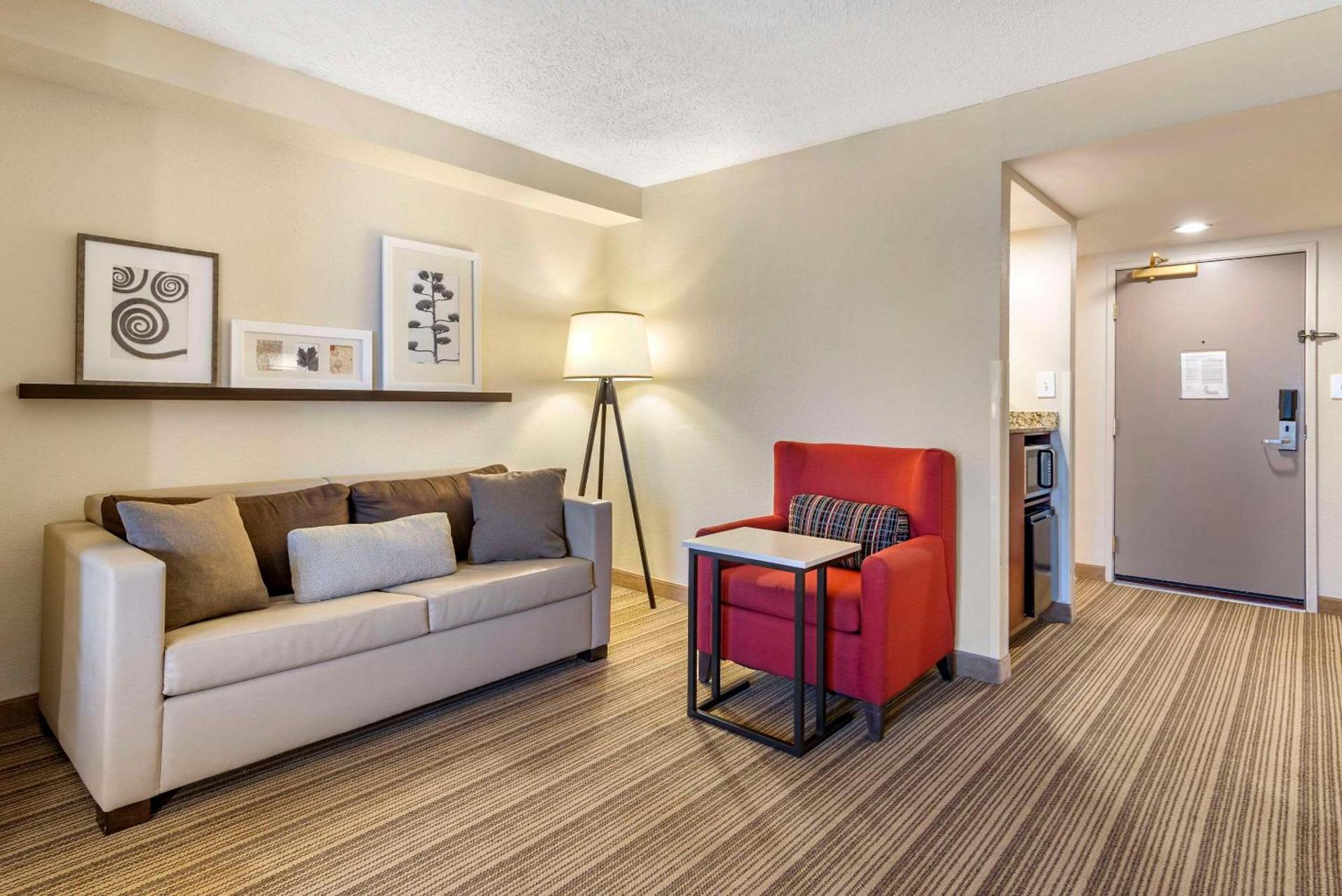 Country Inn & Suites by Radisson, Atlanta Galleria-Ballpark, GA photo 18
