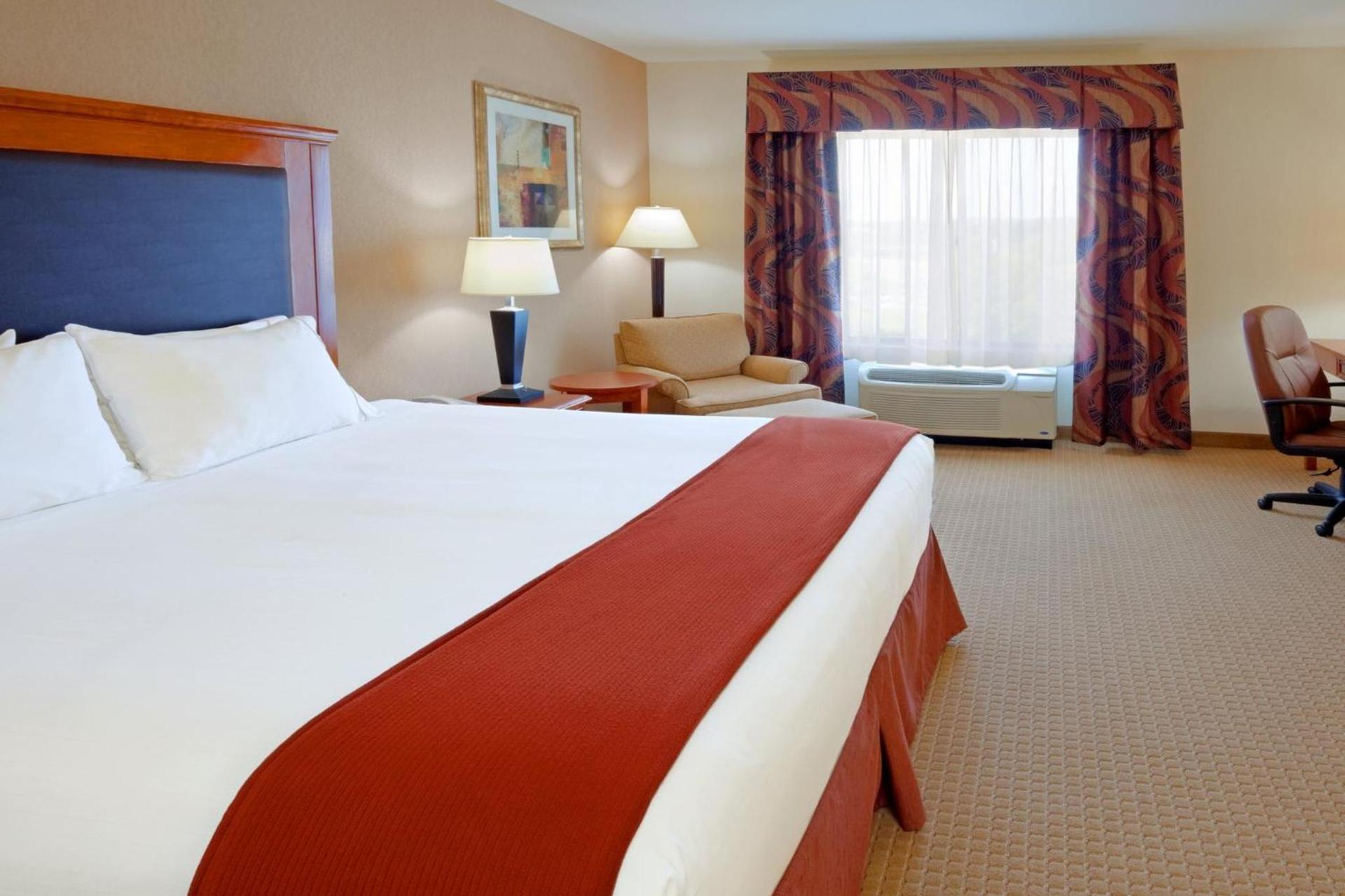 Holiday Inn Express & Suites Albany Airport Area - Latham by IHG photo 10