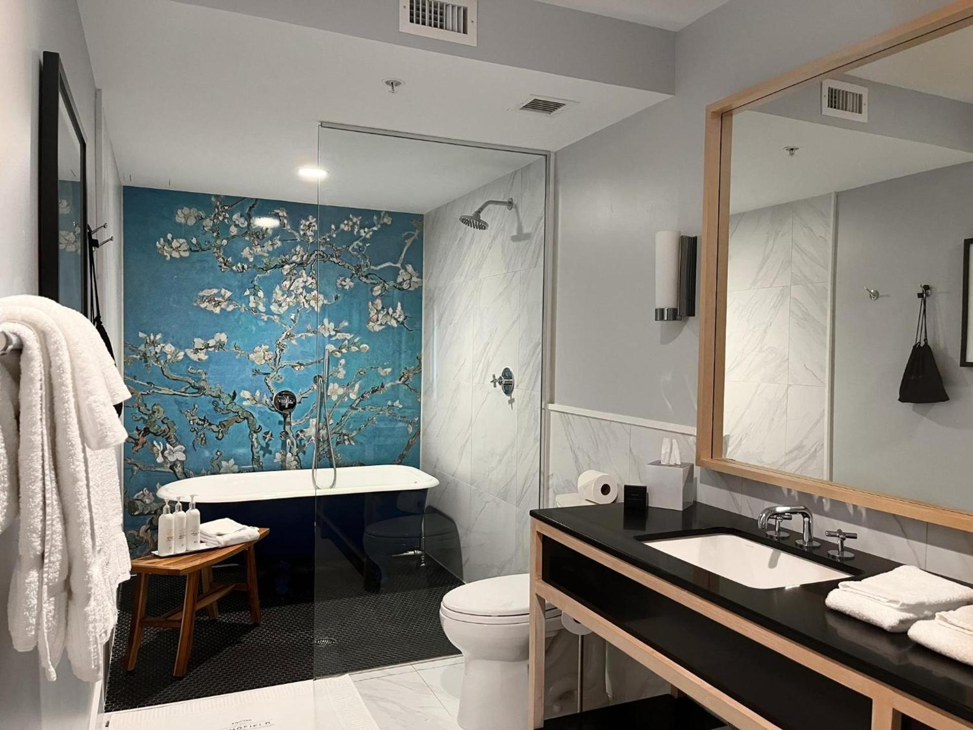 Kimpton Schofield Hotel by IHG photo 56