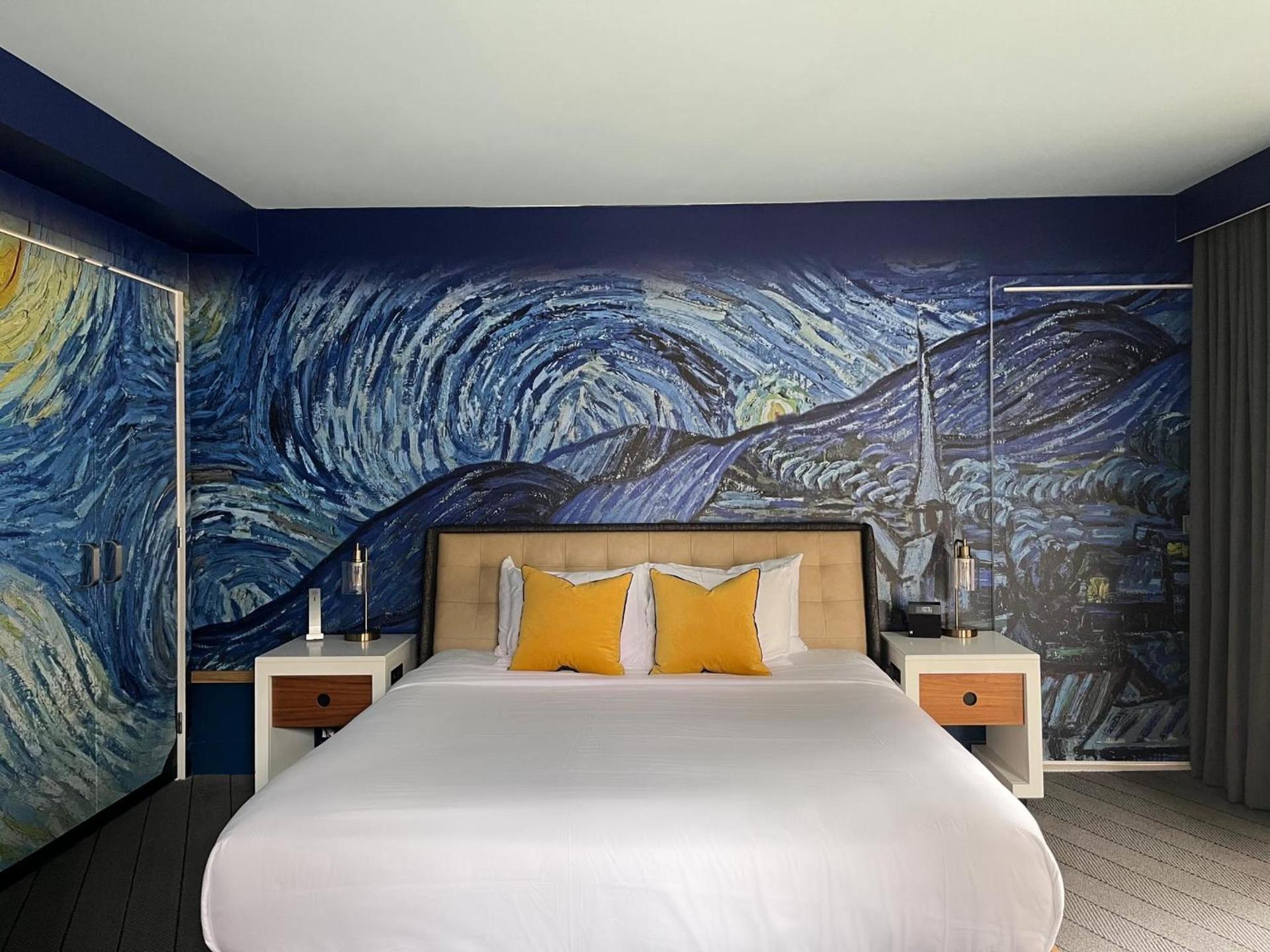 Kimpton Schofield Hotel by IHG photo 53