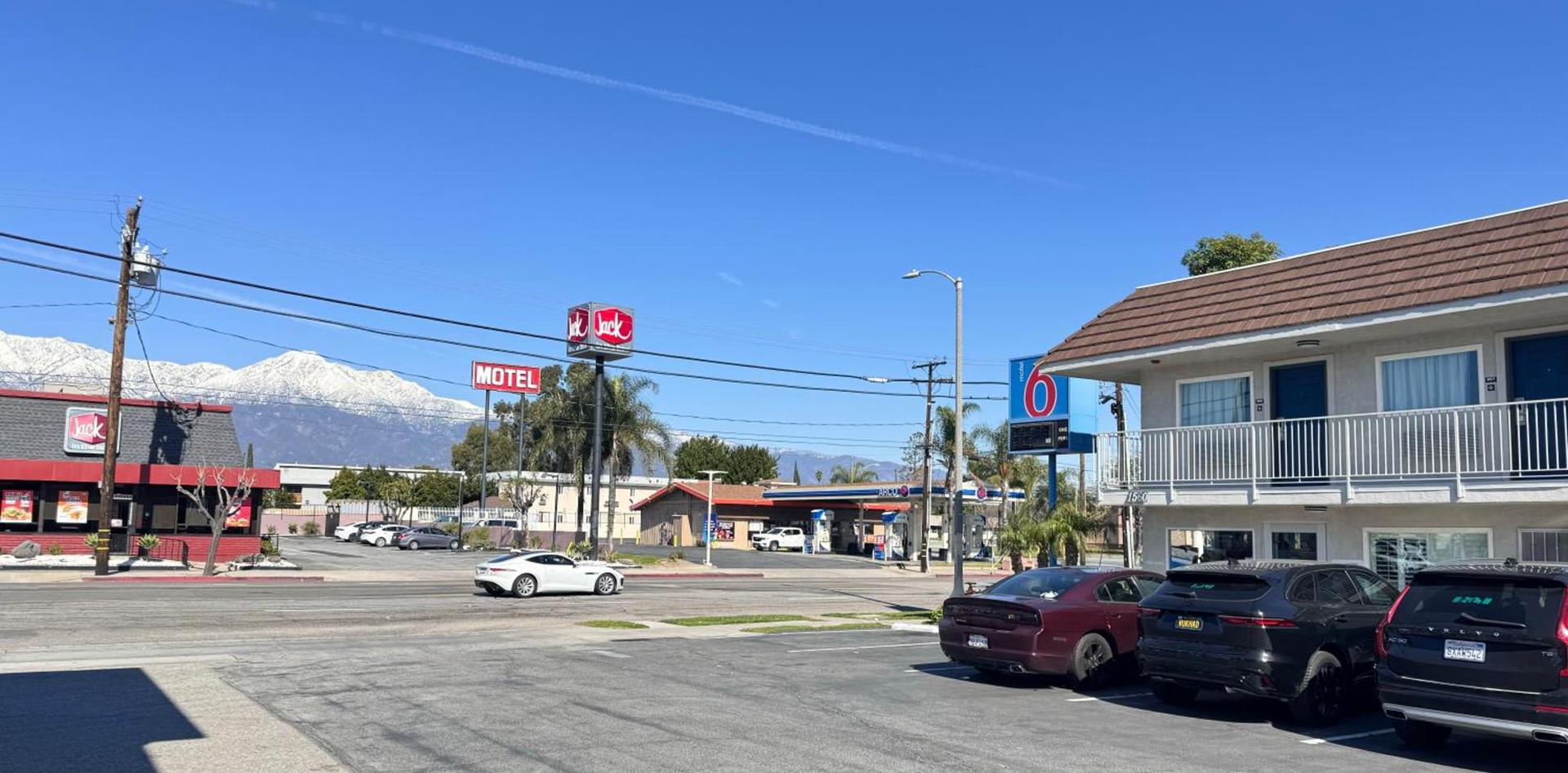 Motel 6 Ontario, CA - Airport photo 26