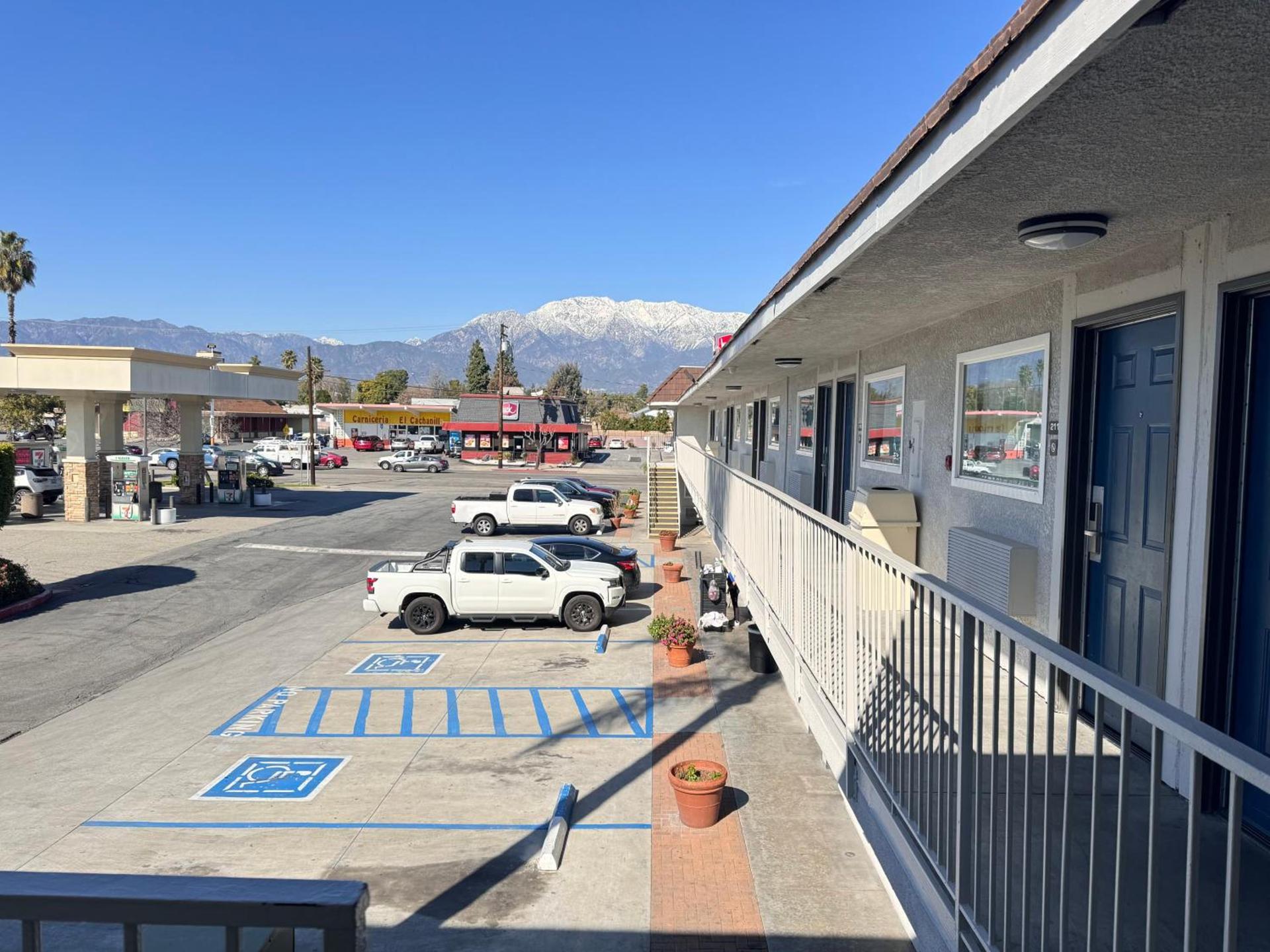 Motel 6 Ontario, CA - Airport photo 31