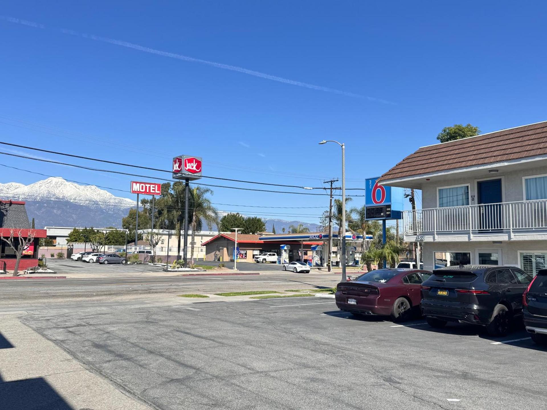 Motel 6 Ontario, CA - Airport photo 33