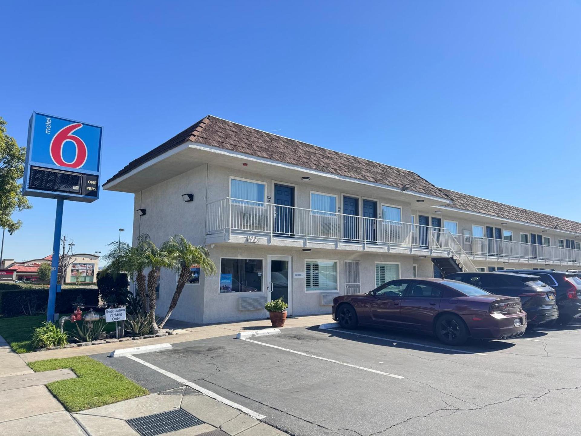 Motel 6 Ontario, CA - Airport photo 32