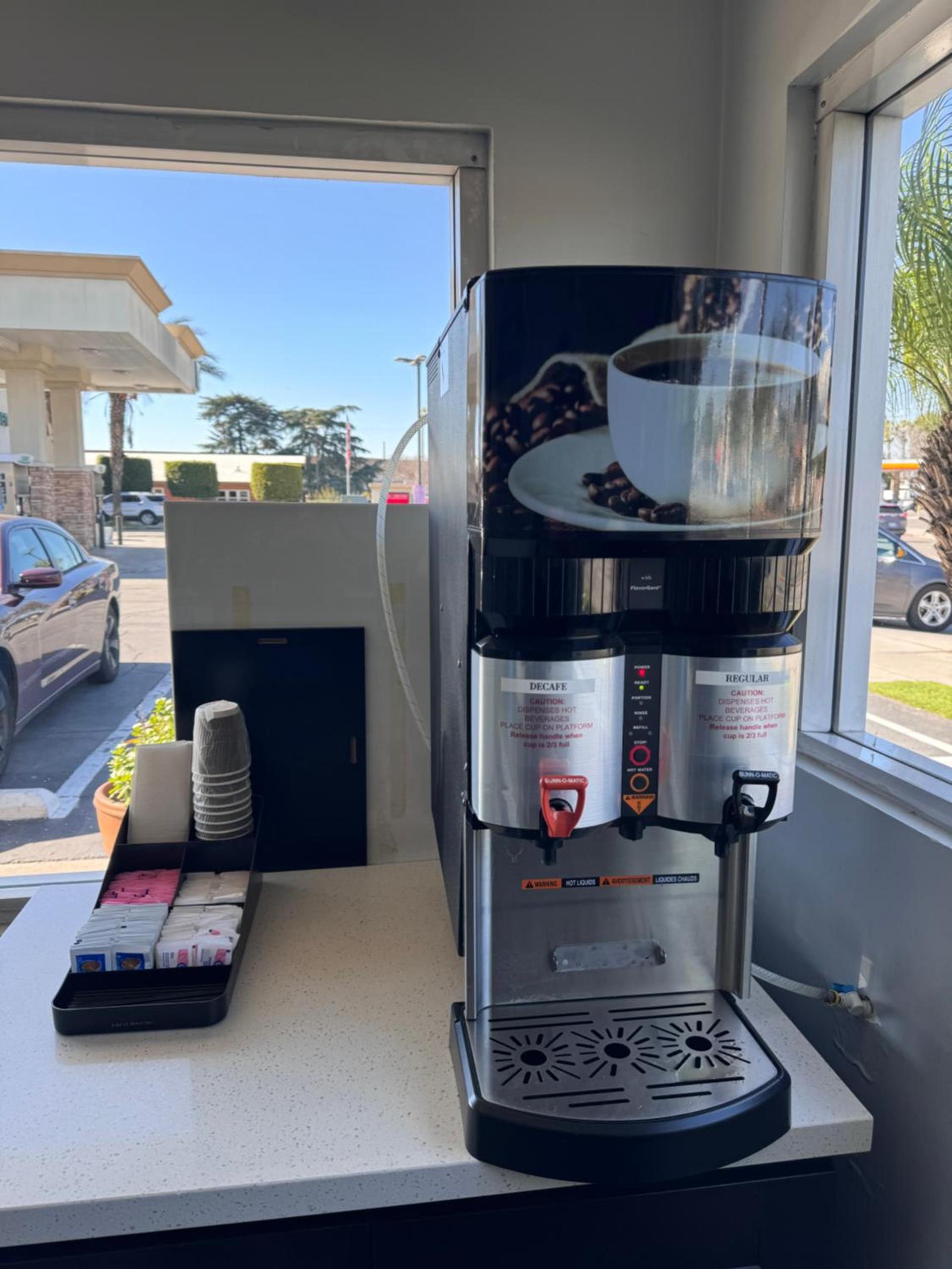 Motel 6 Ontario, CA - Airport photo 36