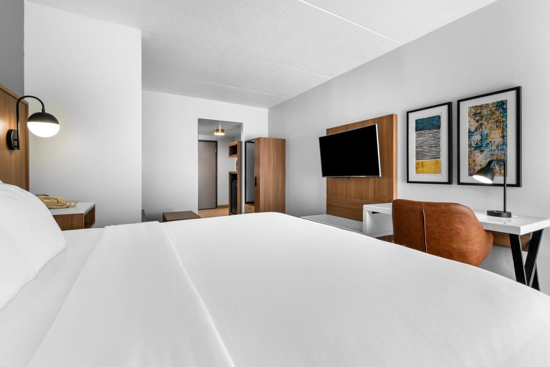 Comfort Inn & Suites York North photo 36