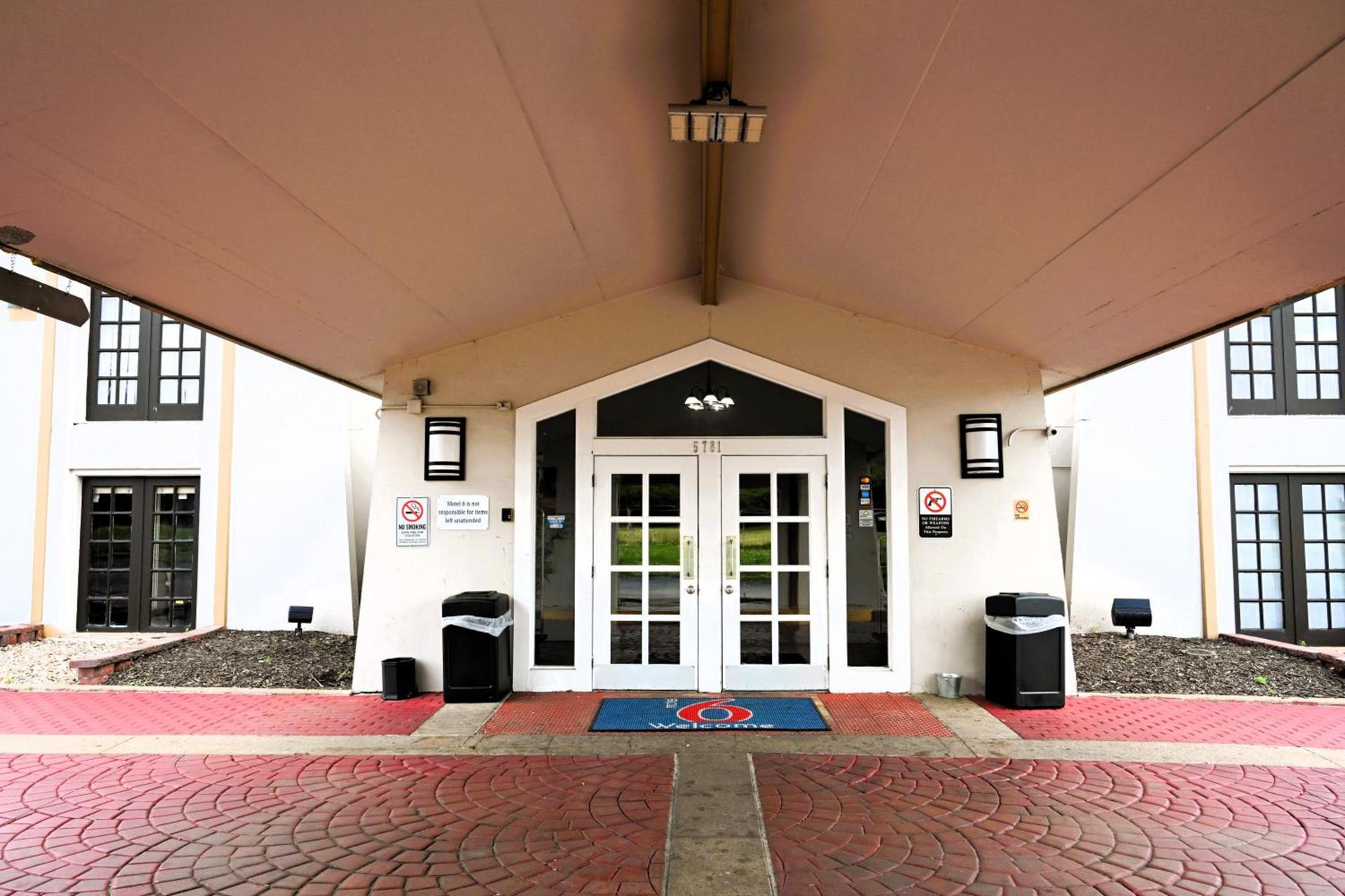 Motel 6-Hazelwood, MO photo 7