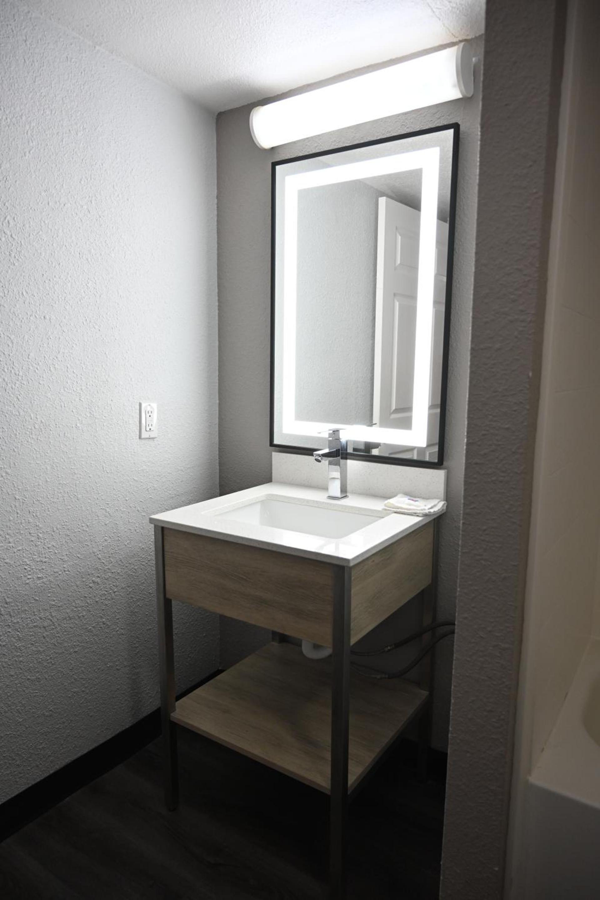 Motel 6-Hazelwood, MO photo 28