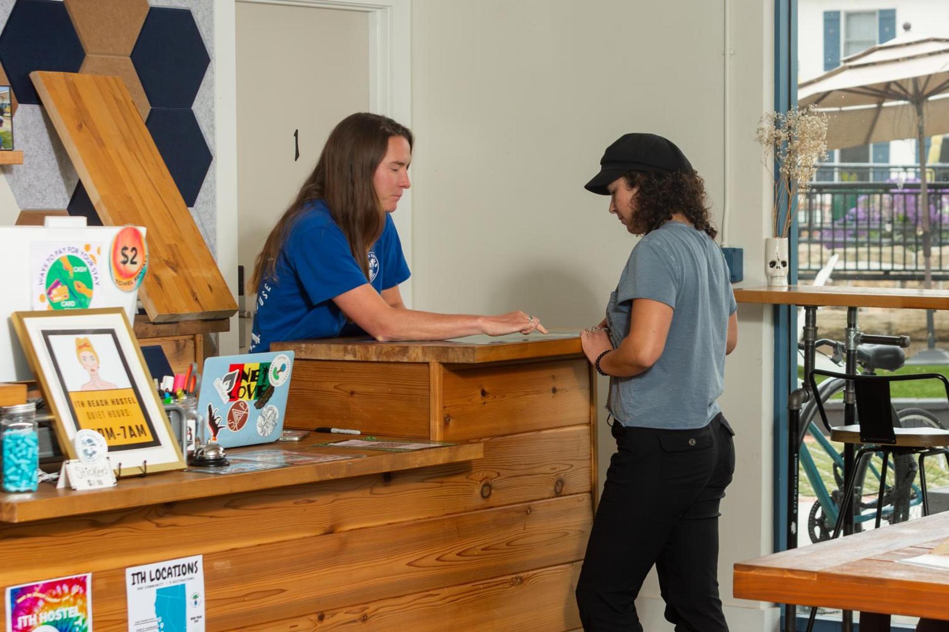 ITH Santa Barbara Surf Hostel photo 85