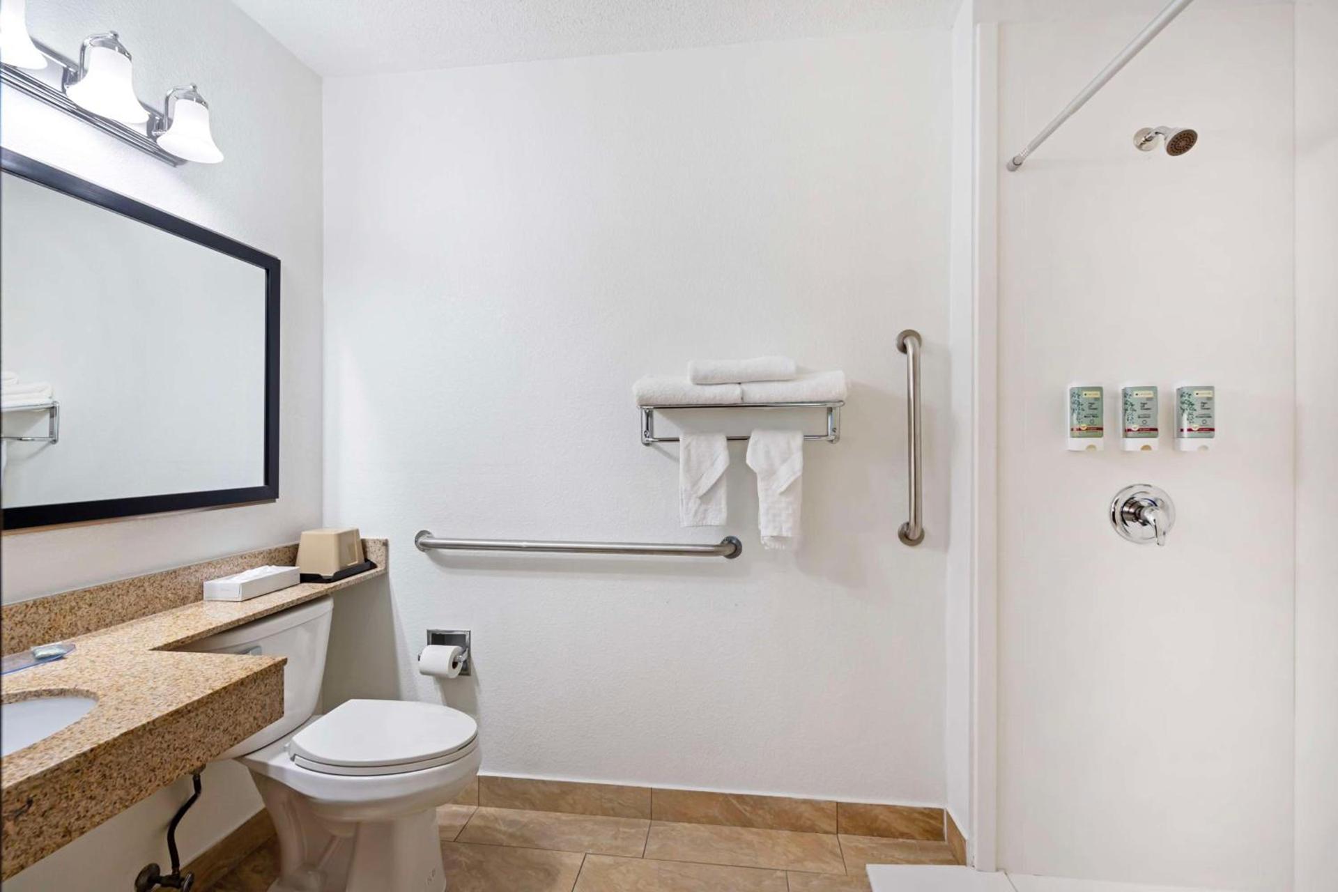 Best Western Des Plaines O'Hare photo 21