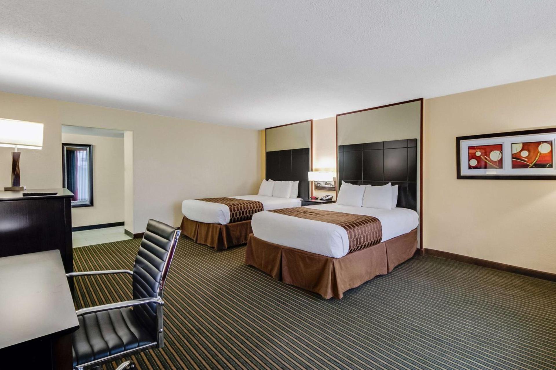 Best Western Inn of Del Rio photo 11
