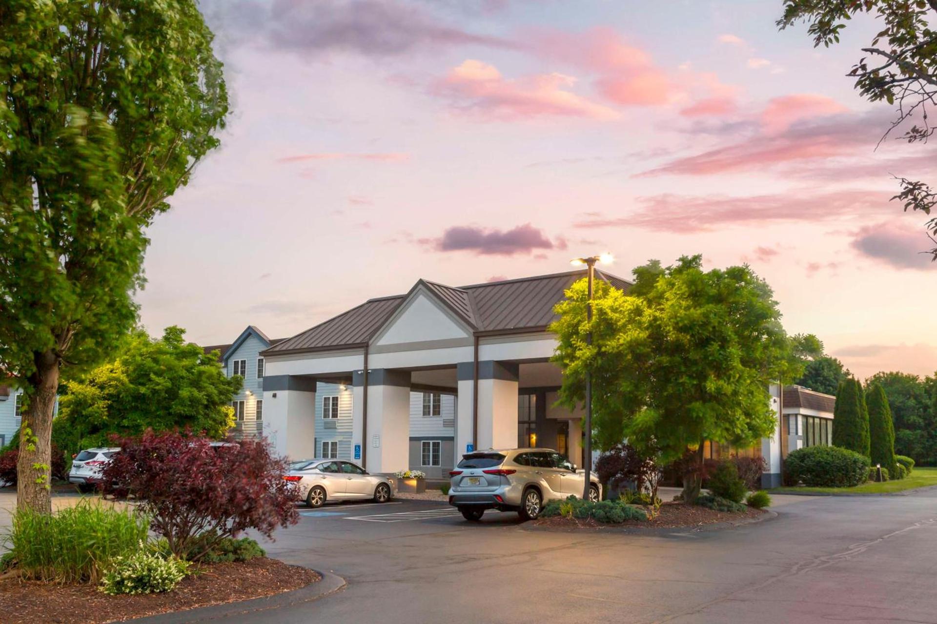Best Western Hartford Hotel and Suites — hotel in Hartford