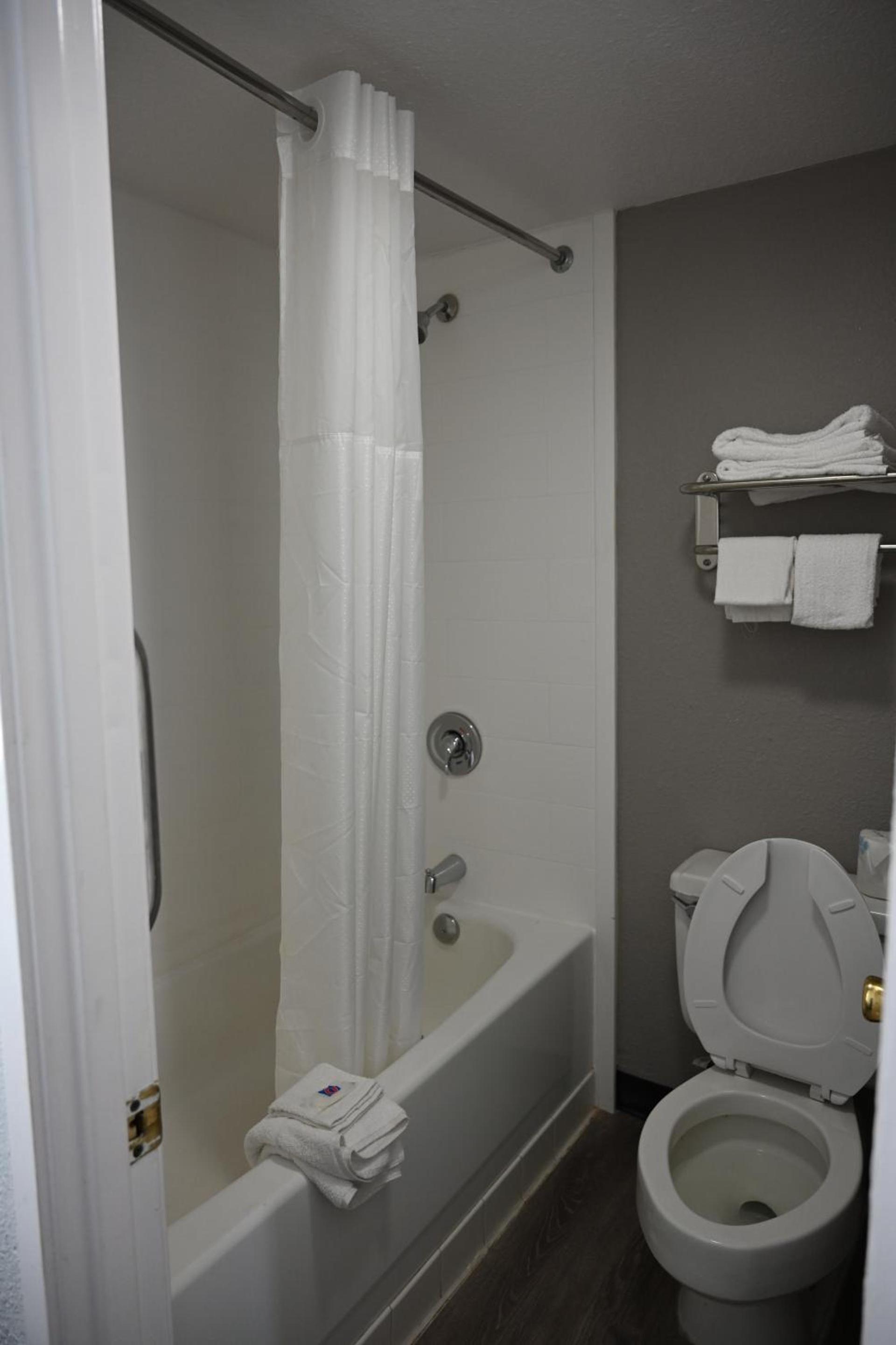 Motel 6-Hazelwood, MO photo 35